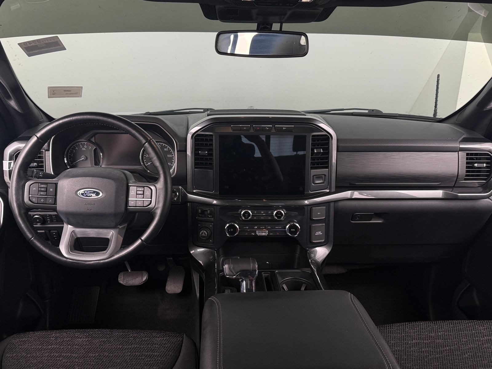 Thumbnail: 2022 Ford Econoline - 3