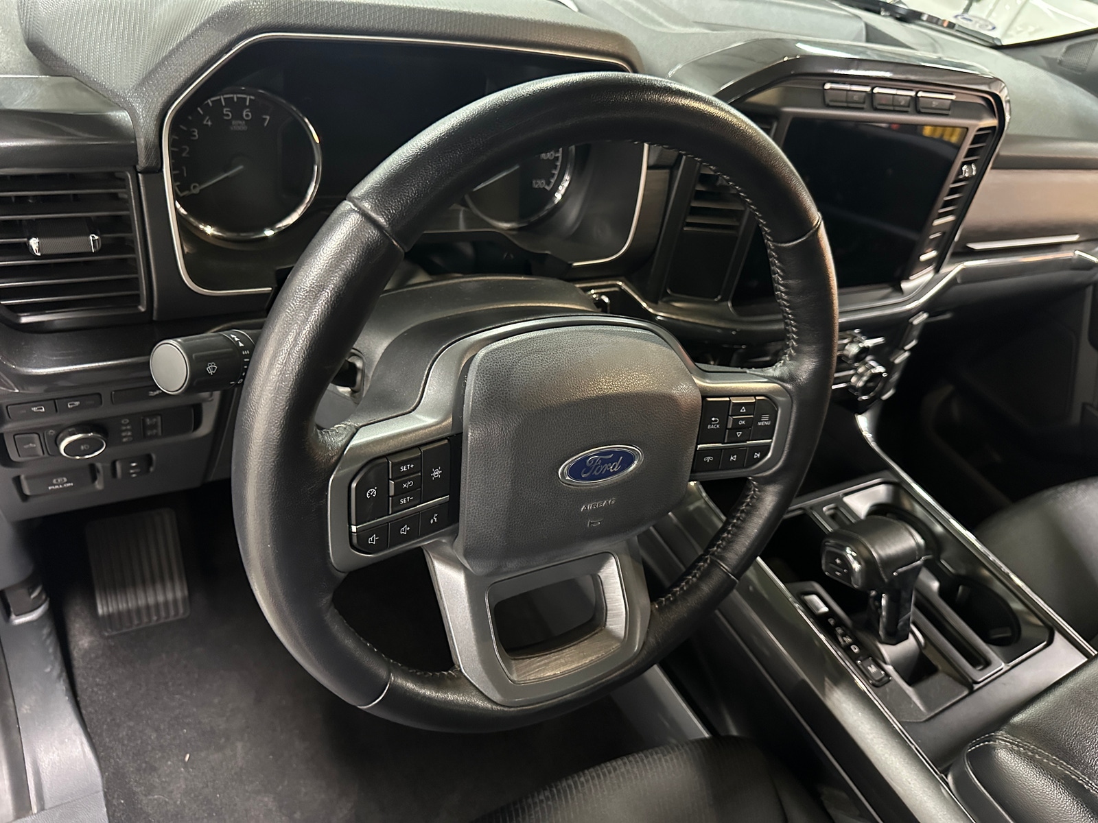 Thumbnail: 2022 Ford Econoline - 5