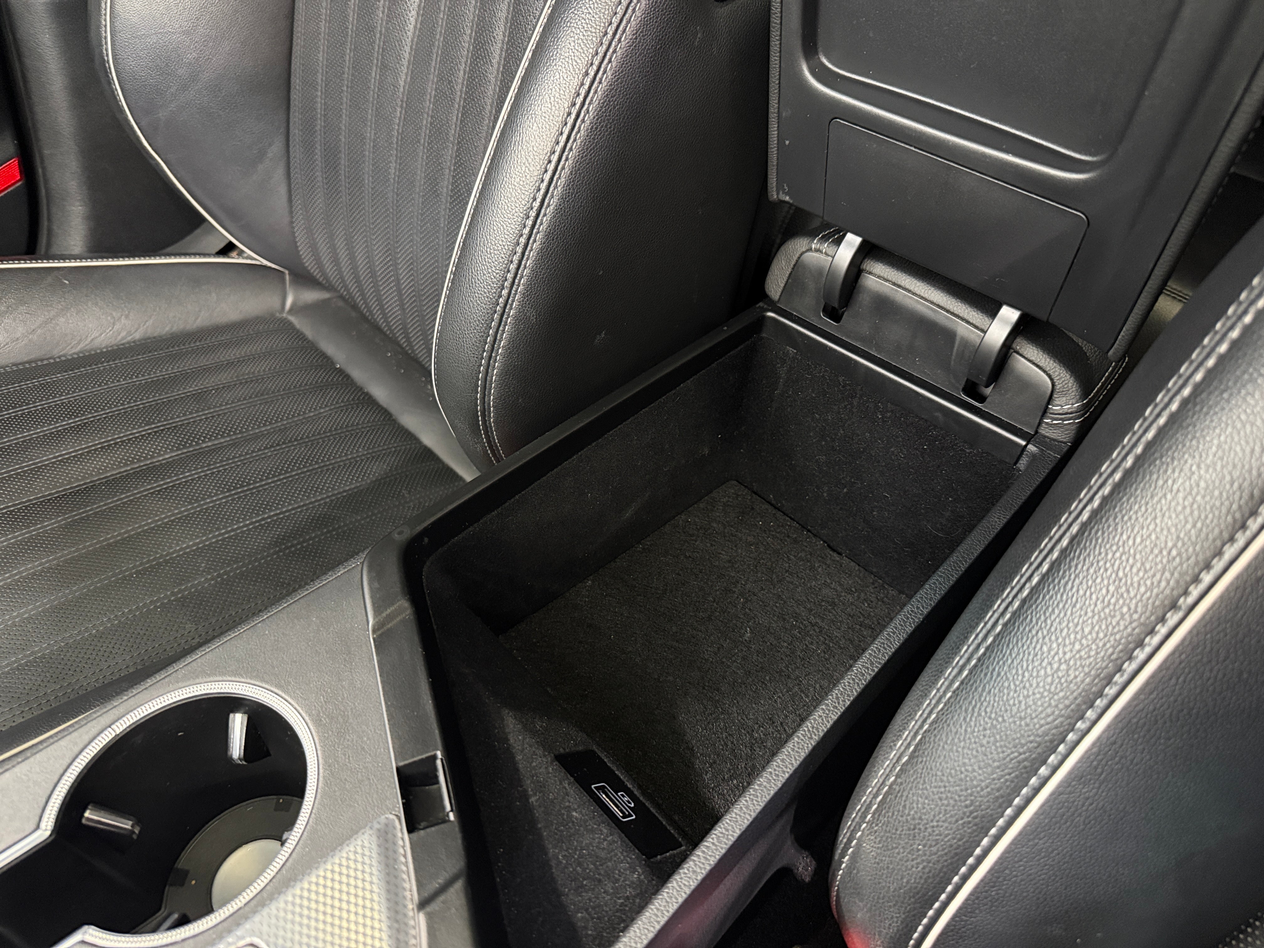 2022 GENESIS G70 Standard - Photo 16