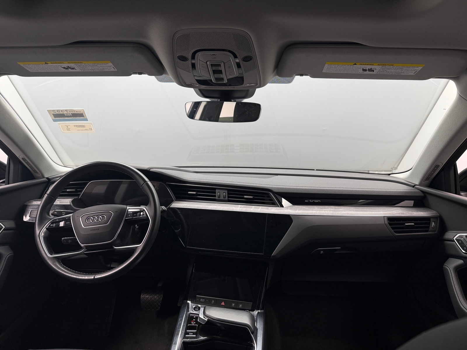 Thumbnail: 2024 Audi Q8 e-tron - 3