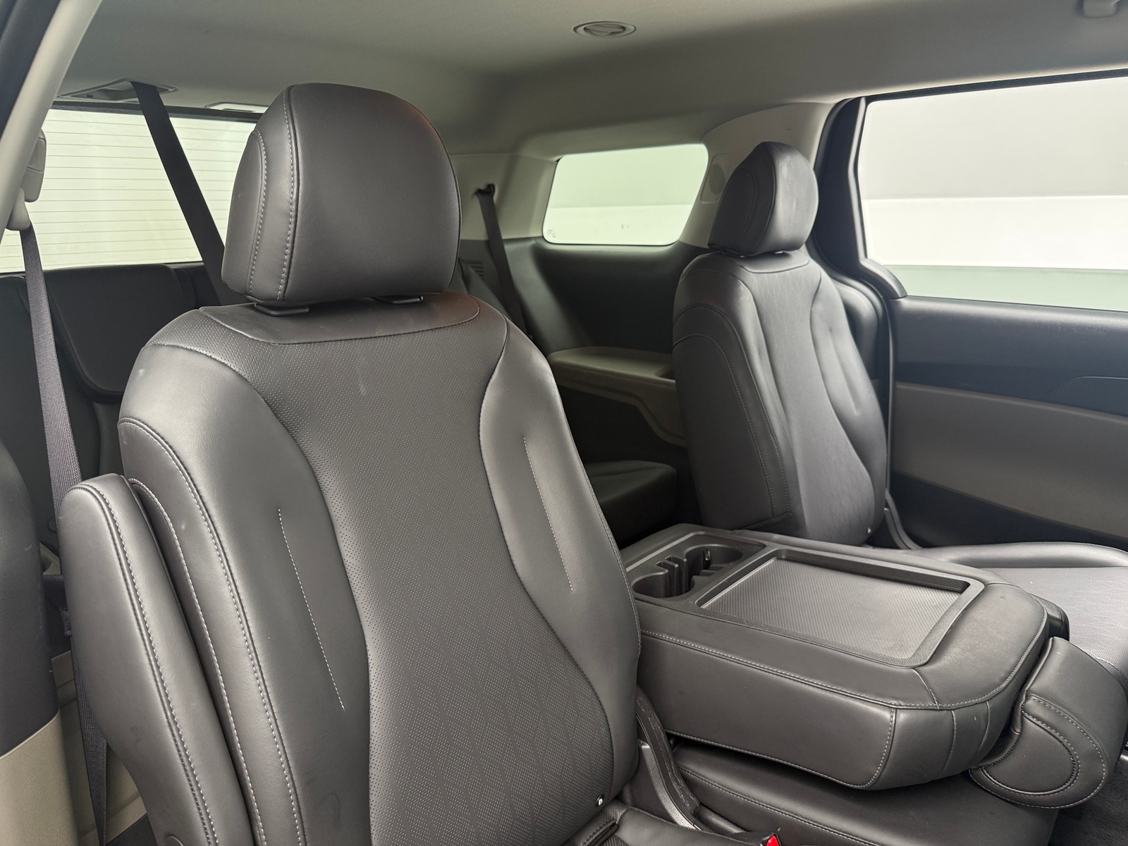 Thumbnail: 2026 Kia Carnival - 5