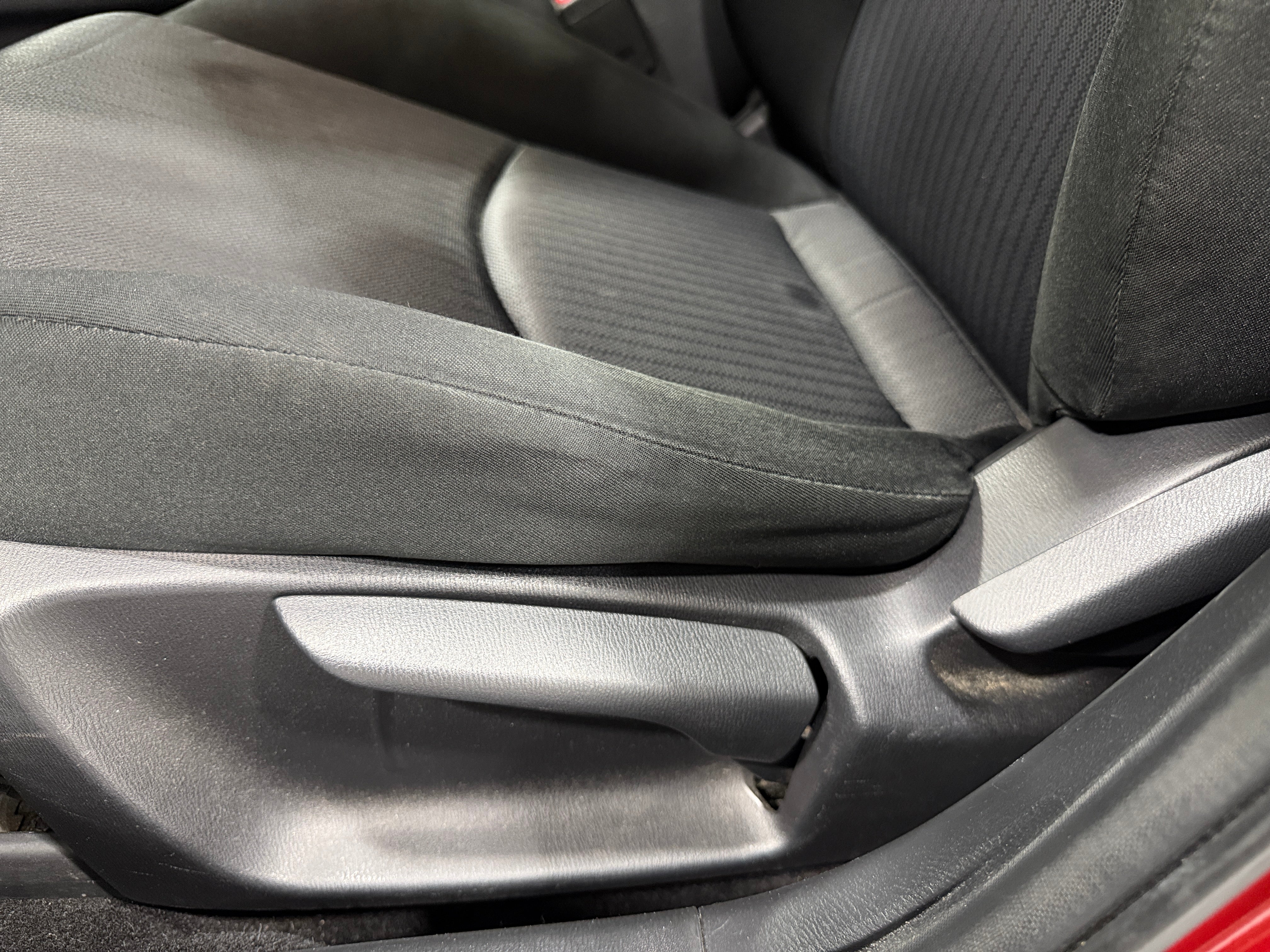 Used 2015 Mazda MAZDA3 i Sport with VIN 3MZBM1U70FM225693 for sale in South Chesterfield, VA