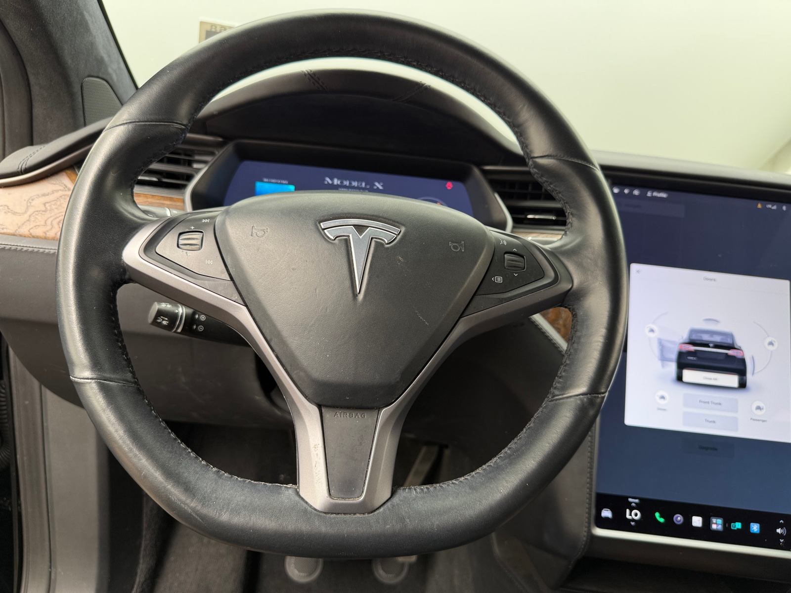 Thumbnail: 2020 Tesla Model X - 4