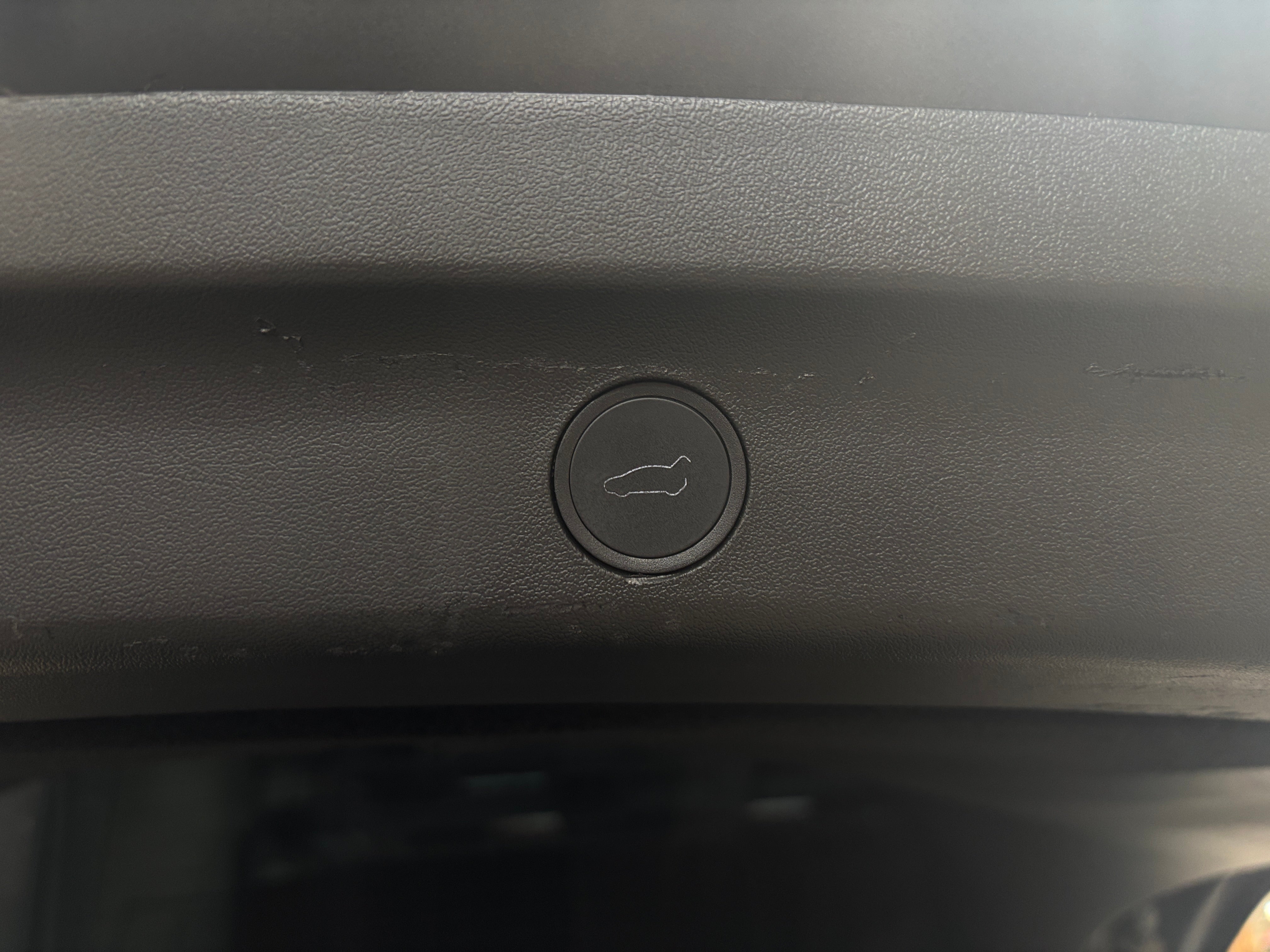 Used 2024 Tesla Model Y Long Range with VIN 7SAYGDEE8RF099663 for sale in Auburn, WA
