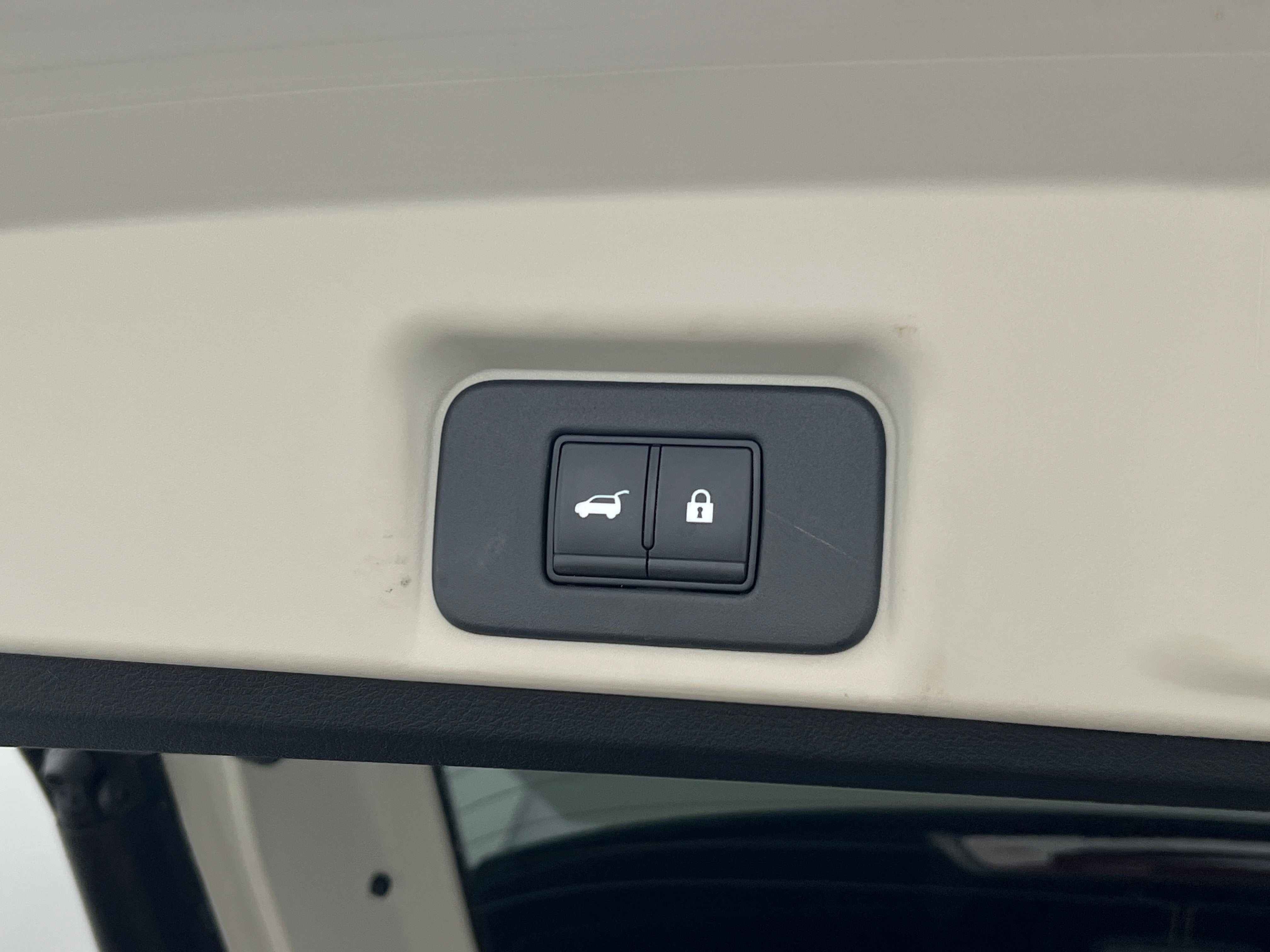 Used 2025 Nissan ARIYA Evolve+ with VIN JN8BF0BE6SM461686 for sale in Pewaukee, WI