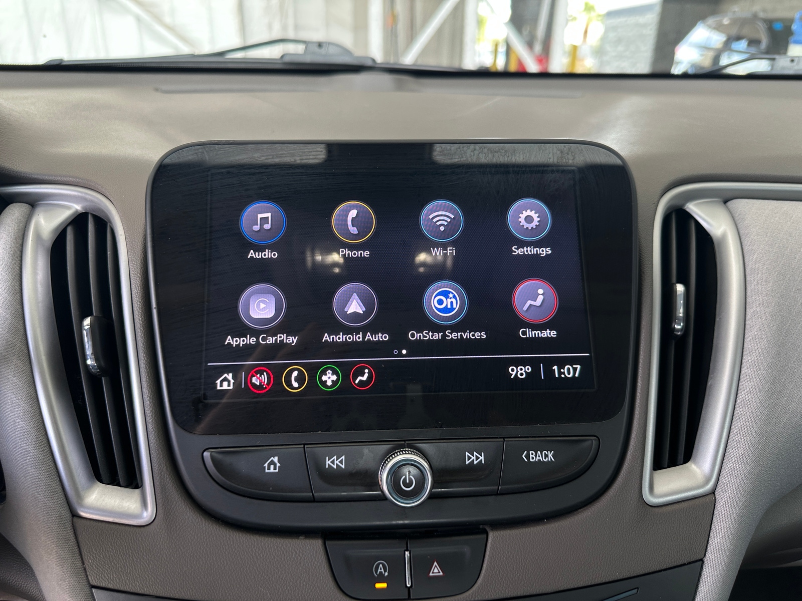 Thumbnail: 2022 Chevrolet Malibu - 4