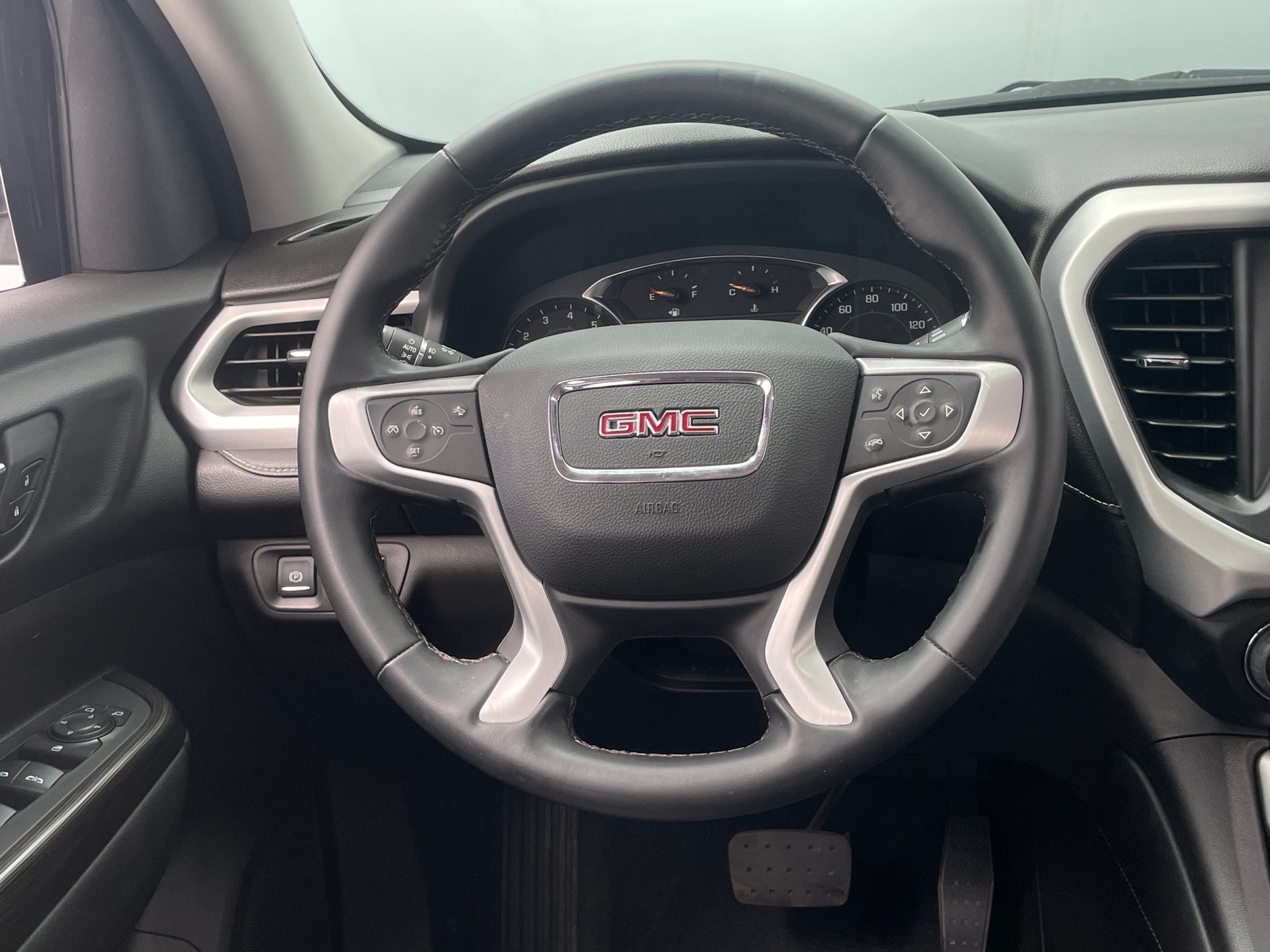 Thumbnail: 2023 GMC Acadia - 4