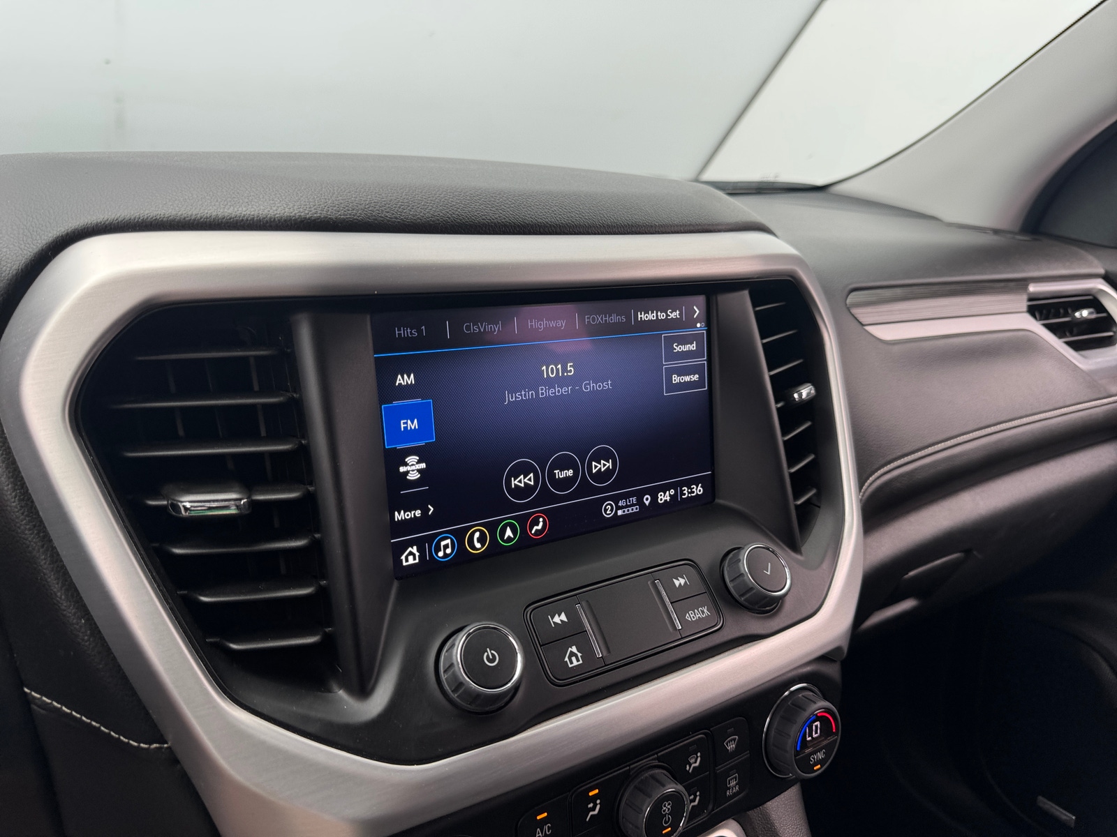 Thumbnail: 2023 GMC Acadia - 3