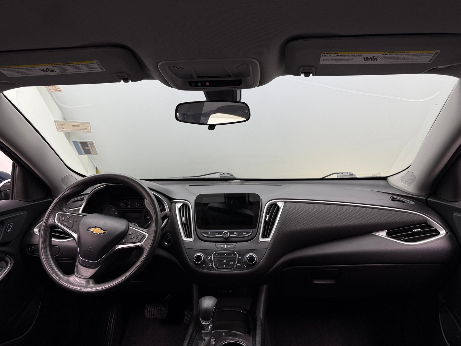 Thumbnail: 2022 Chevrolet Malibu - 3