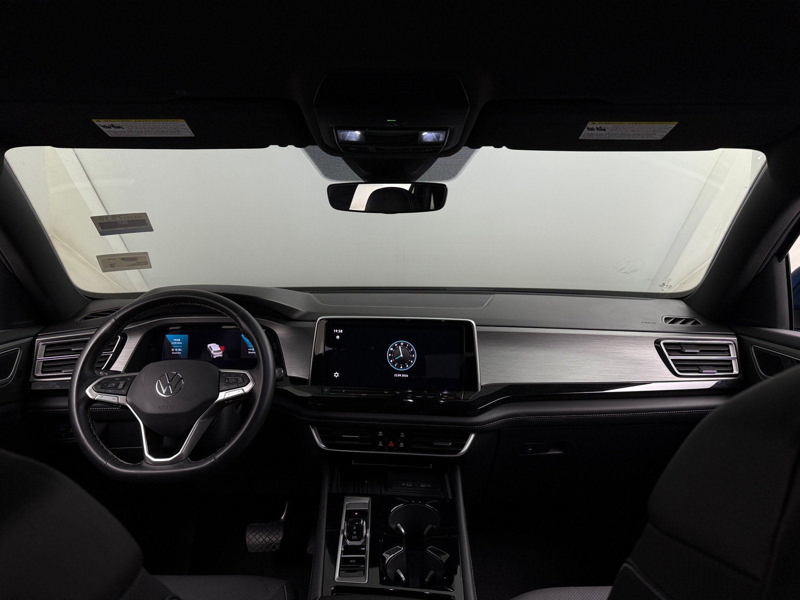 Thumbnail: 2025 Volkswagen Atlas - 3