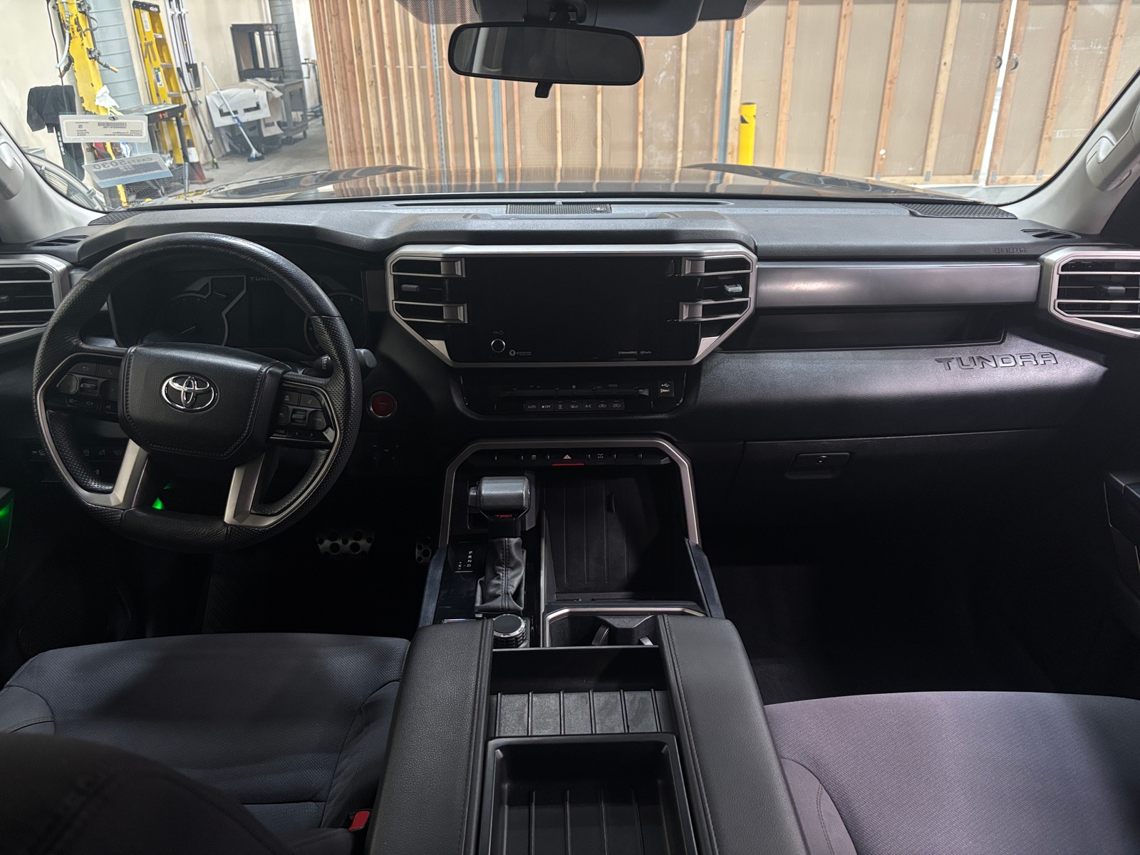 Thumbnail: 2024 Toyota Tundra - 3