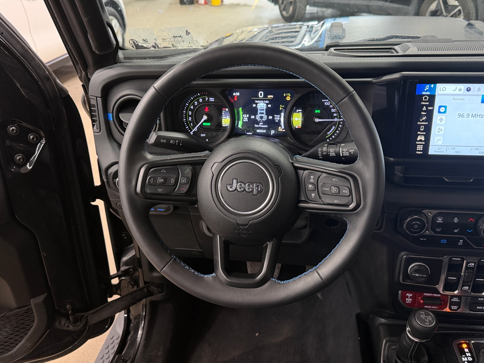 Thumbnail: 2024 Jeep Wrangler - 4