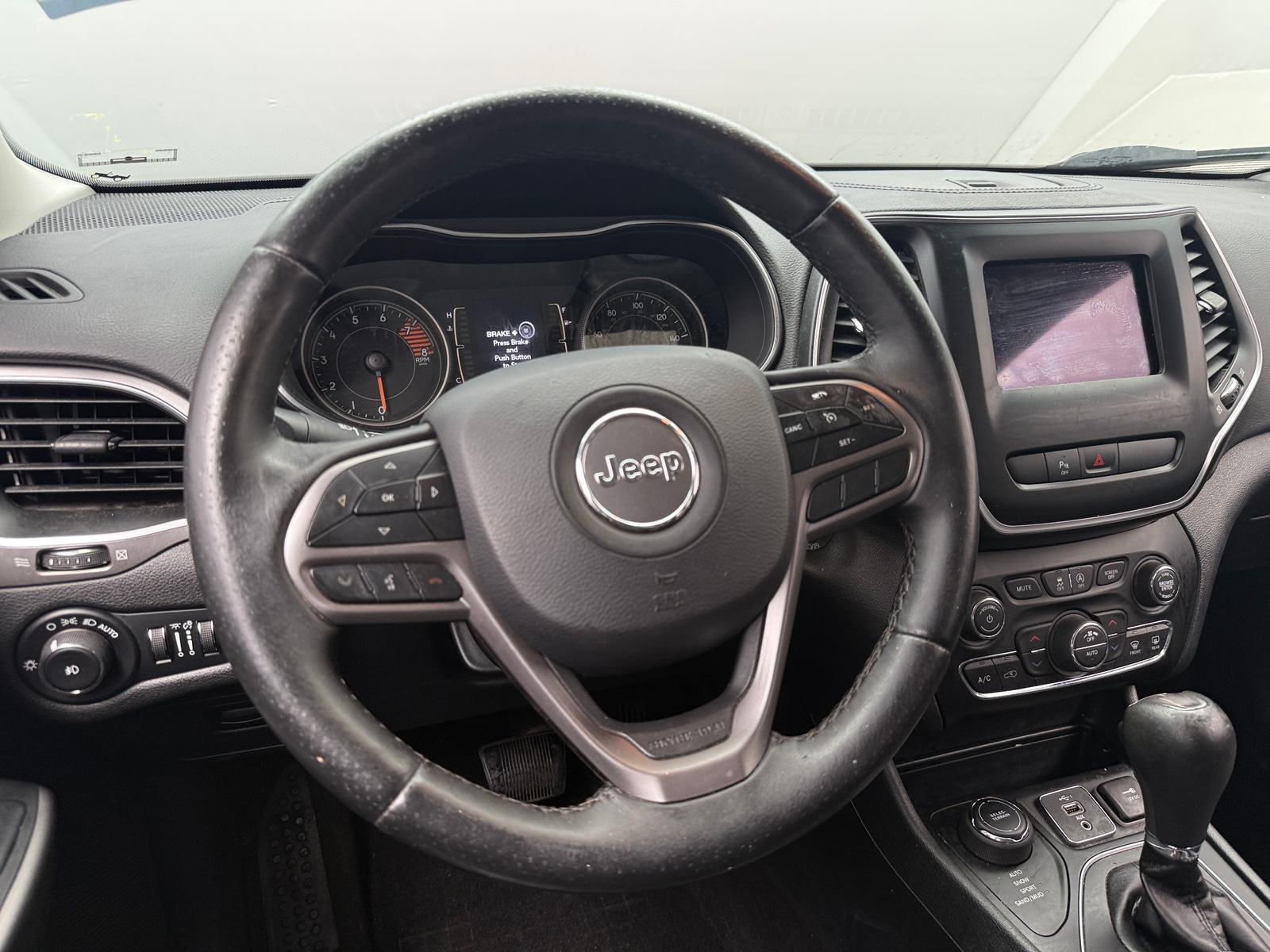 Thumbnail: 2019 Jeep Cherokee - 5