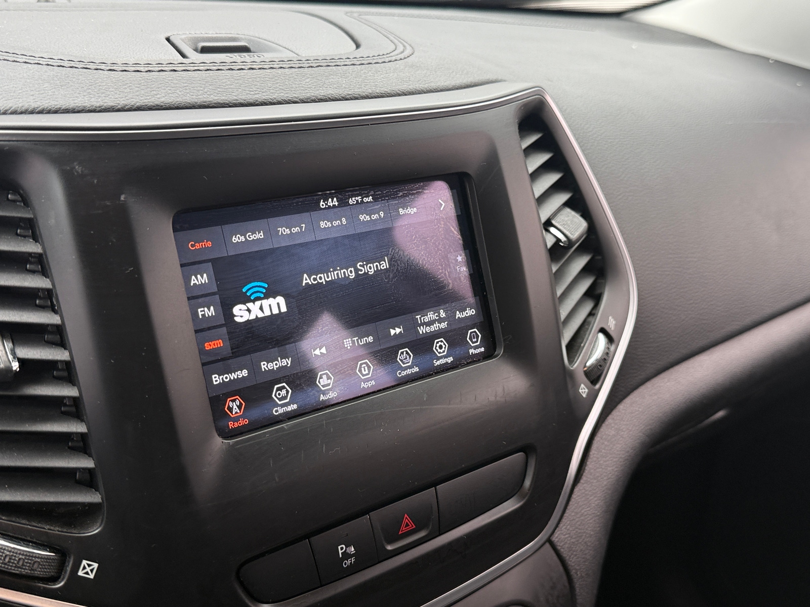 Thumbnail: 2019 Jeep Cherokee - 4