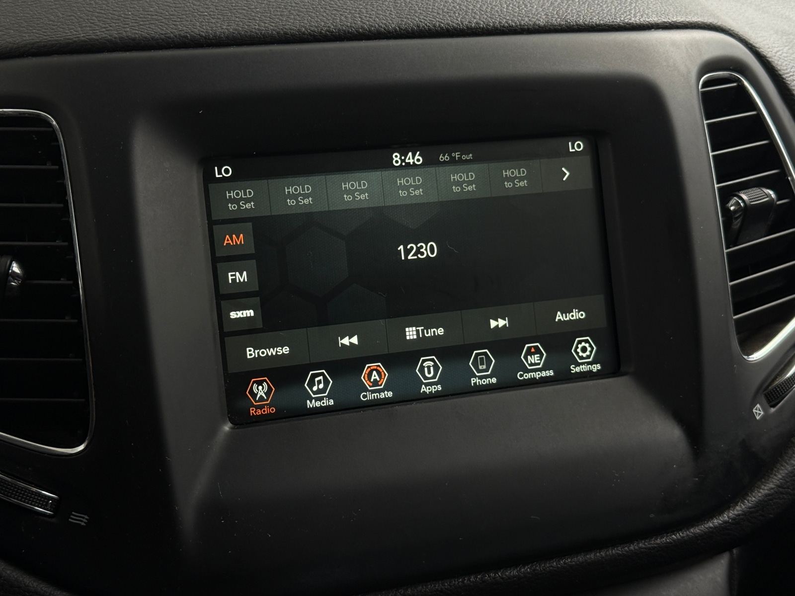 Thumbnail: 2020 Jeep Compass - 4