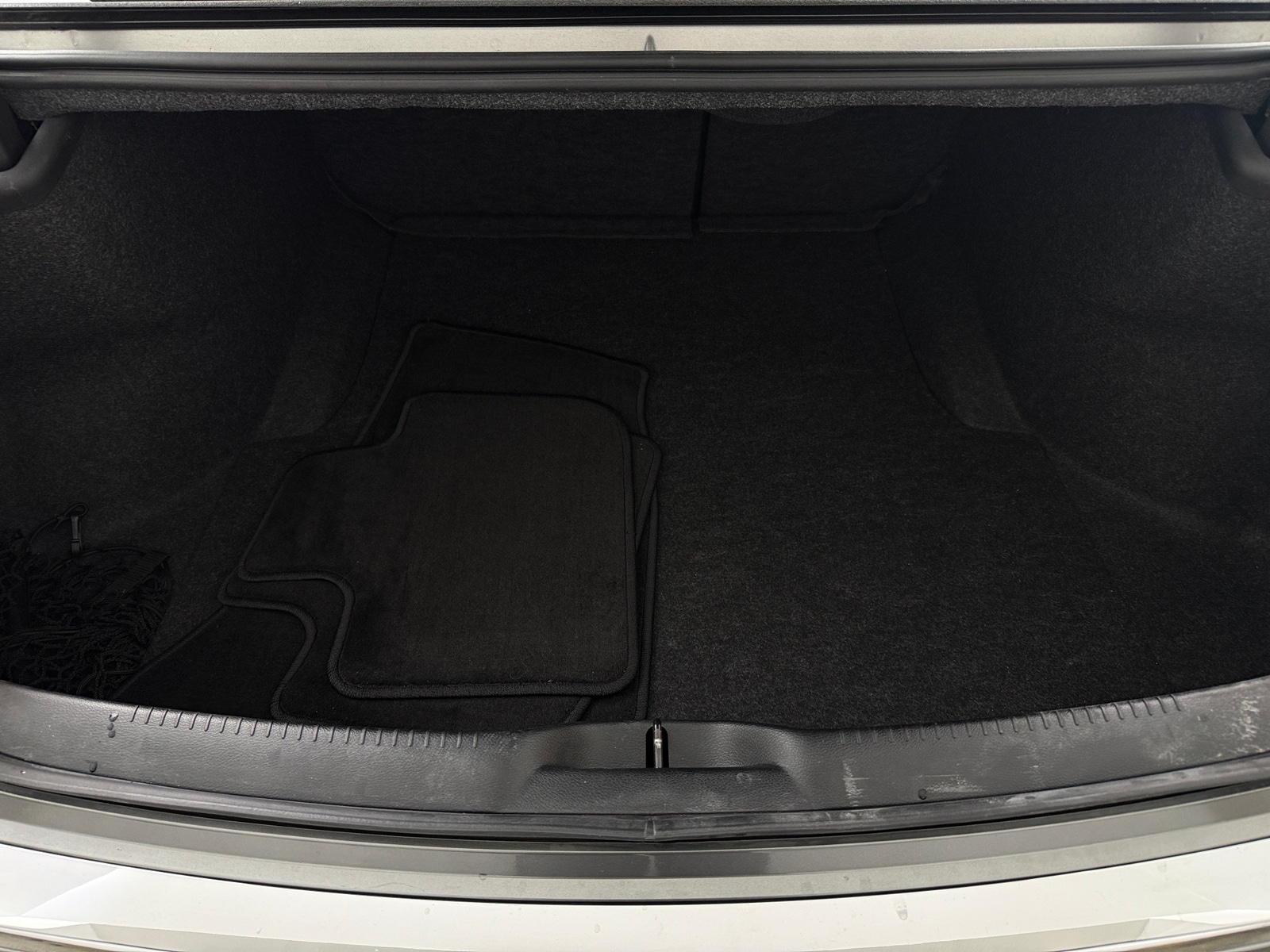 Thumbnail: 2011 Chrysler 300 - 6