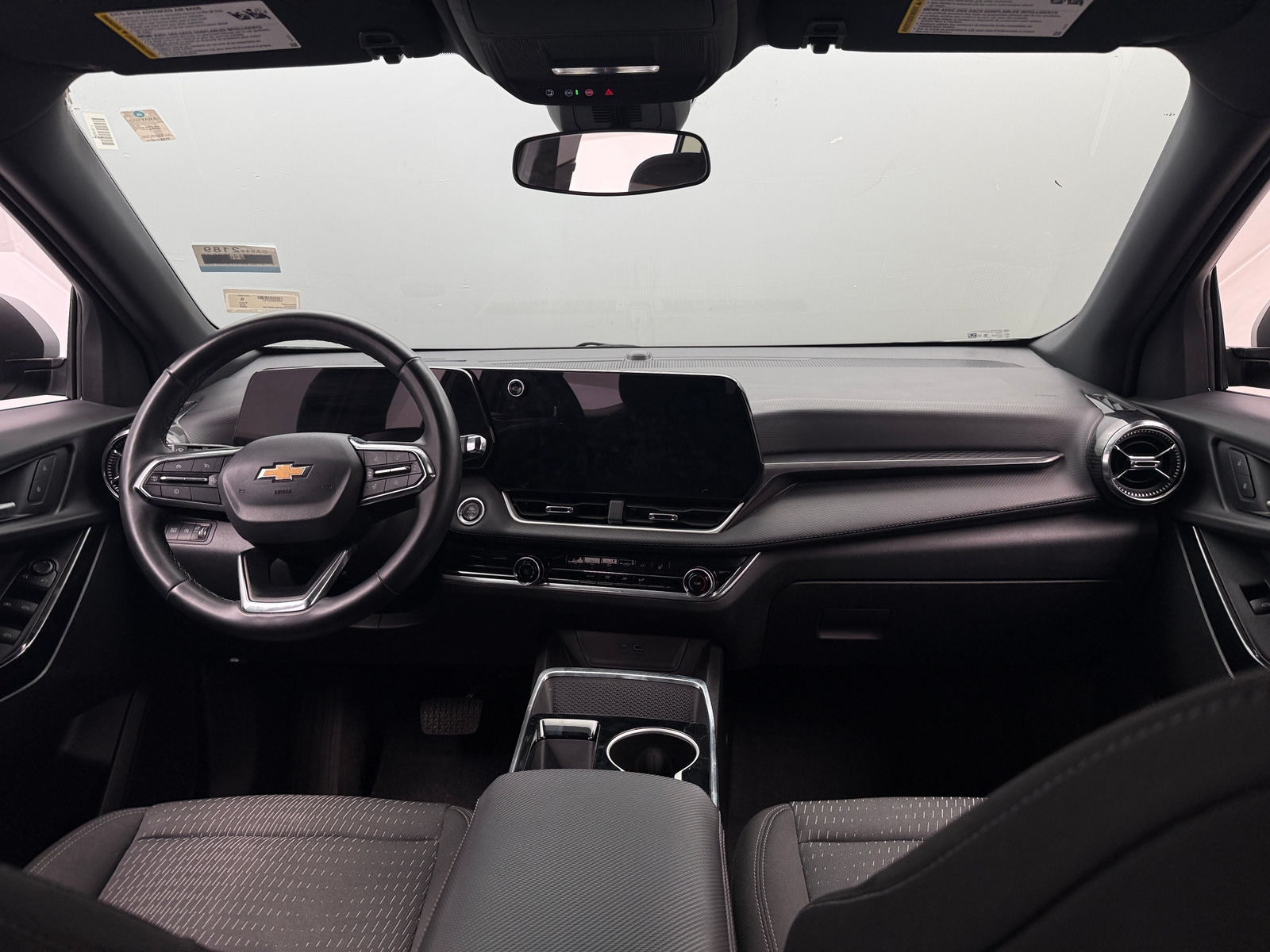 Thumbnail: 2025 Chevrolet Equinox - 3