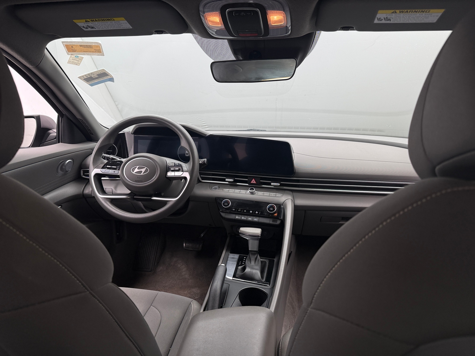 Thumbnail: 2024 Hyundai Elantra - 3