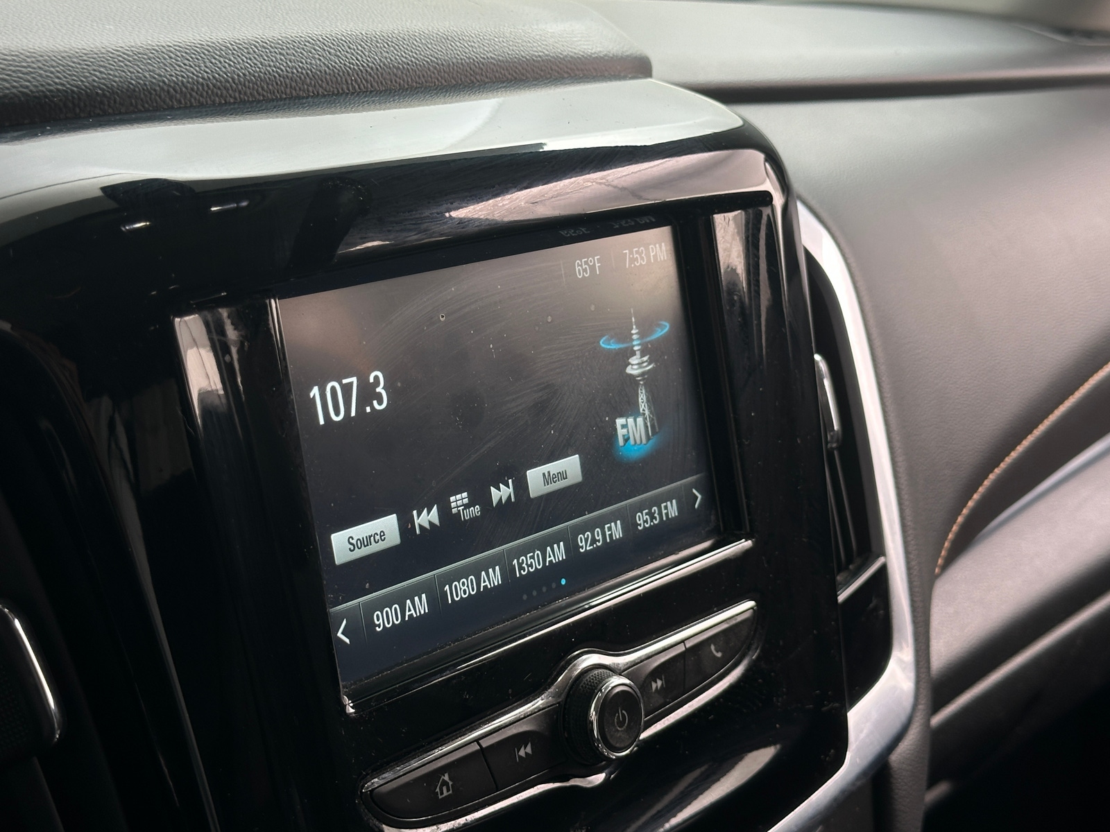 Thumbnail: 2019 Chevrolet Traverse - 4