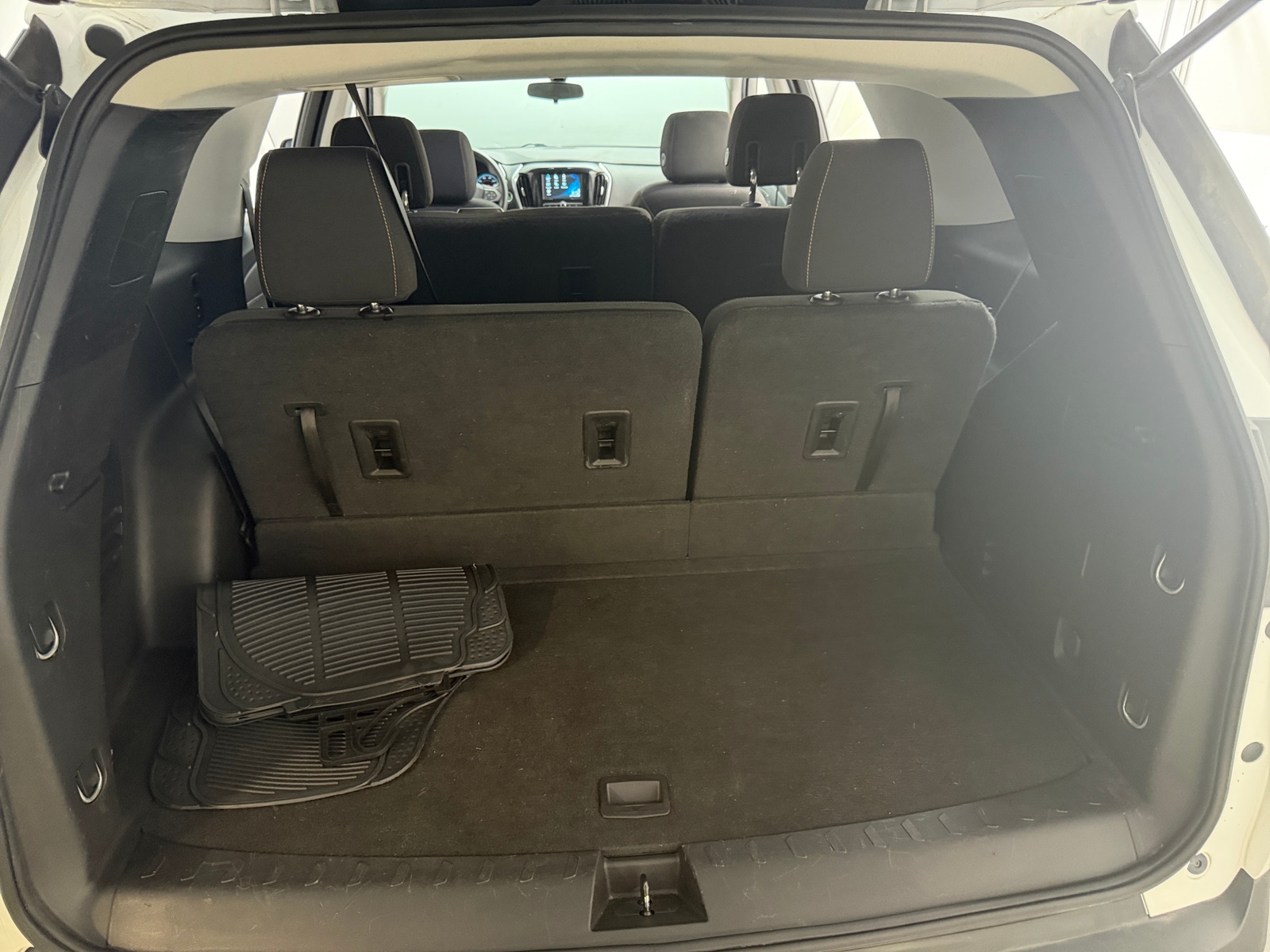 Thumbnail: 2018 Chevrolet Traverse - 7