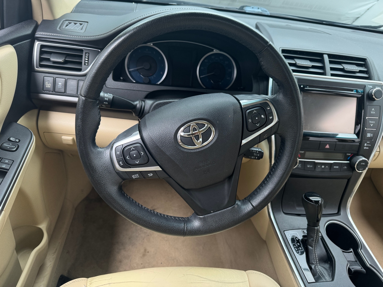 Thumbnail: 2015 Toyota Camry - 5