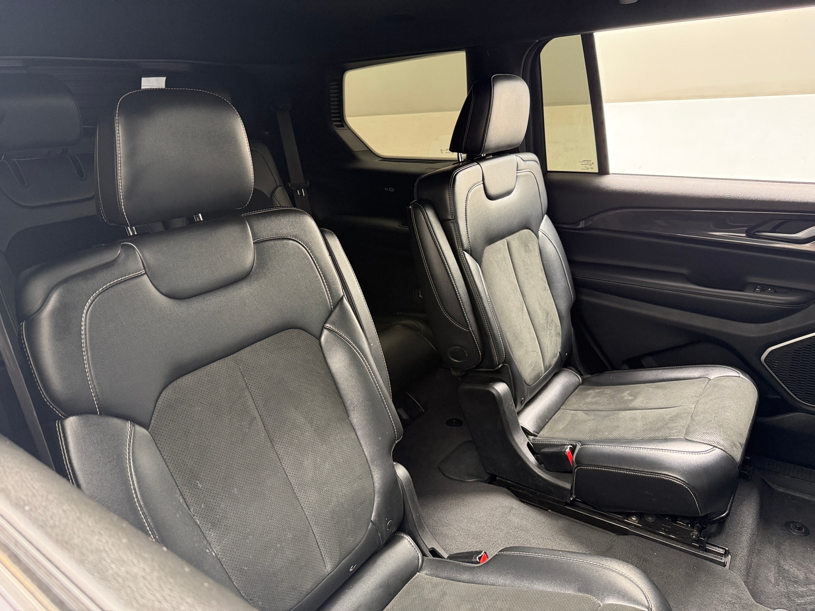 Thumbnail: 2021 Jeep Grand Cherokee L - 5