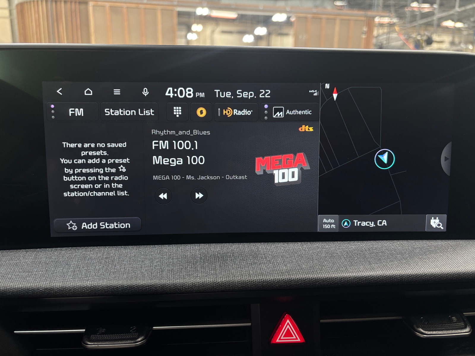 Thumbnail: 2022 Kia EV6 - 3