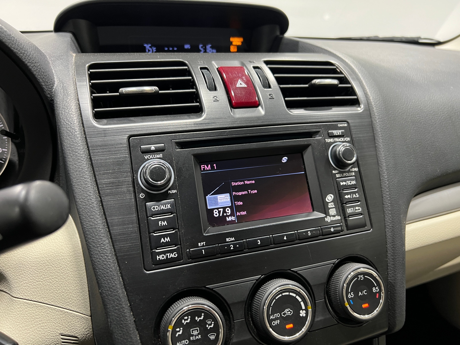 Thumbnail: 2014 Subaru XV Crosstrek - 3