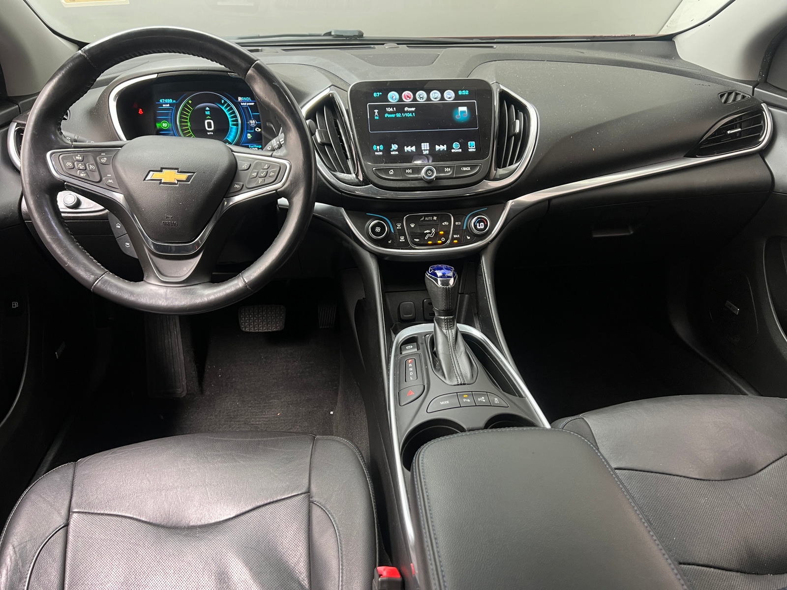 Thumbnail: 2017 Chevrolet Volt - 2