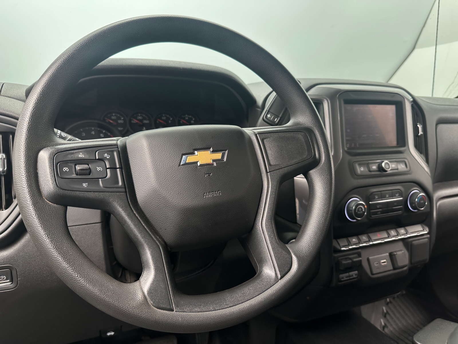 Thumbnail: 2022 Chevrolet Silverado 1500 - 4
