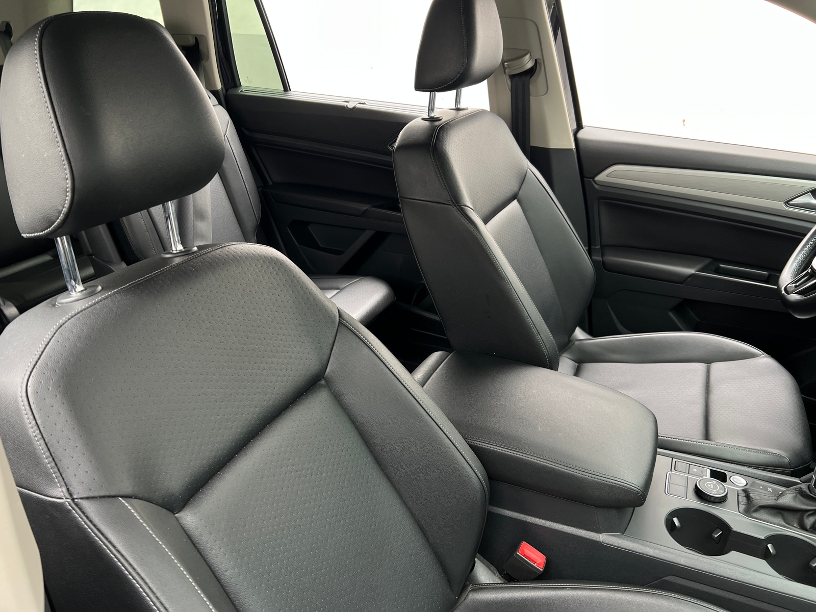 Thumbnail: 2019 Volkswagen Atlas - 2