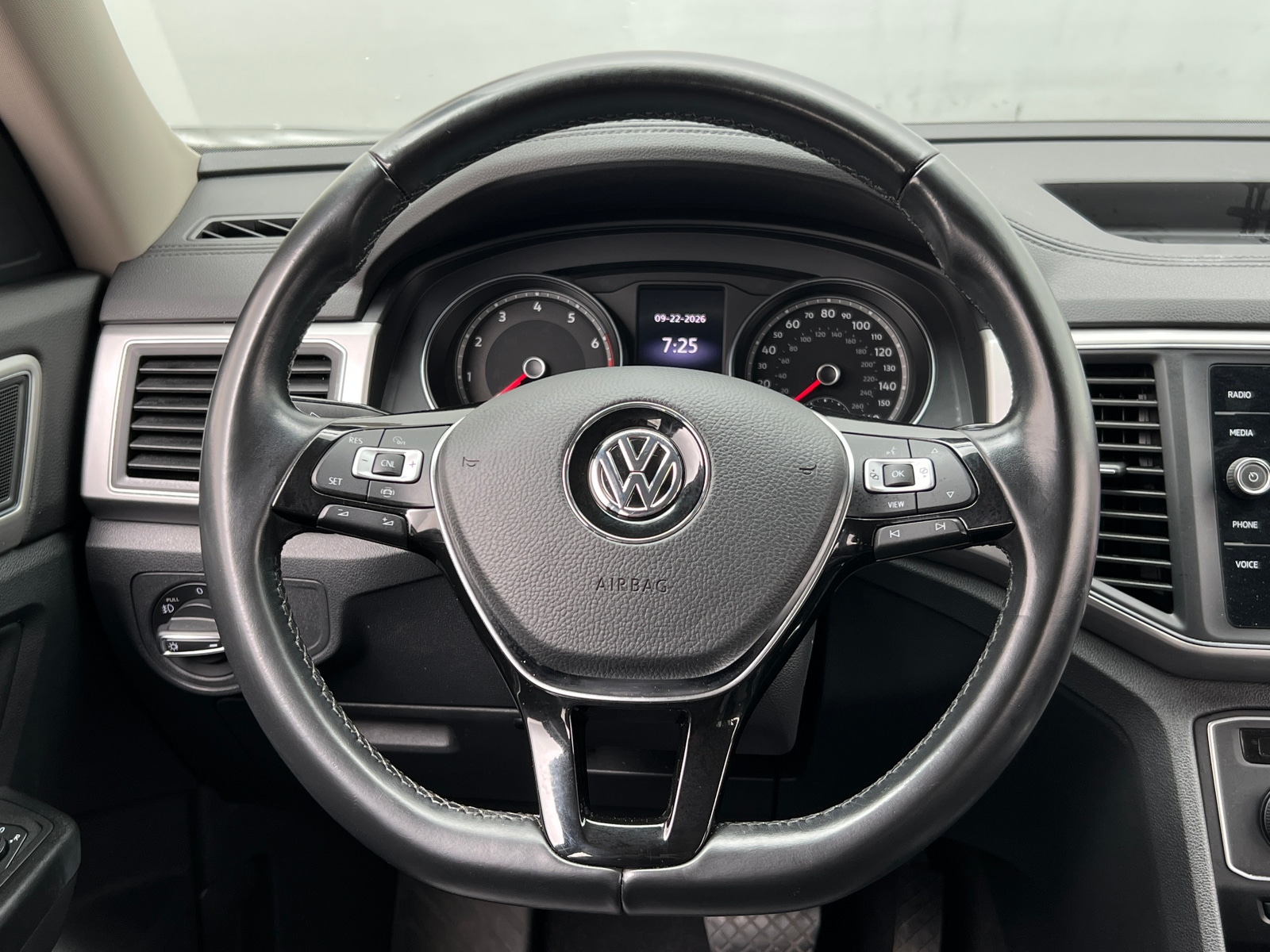 Thumbnail: 2019 Volkswagen Atlas - 5