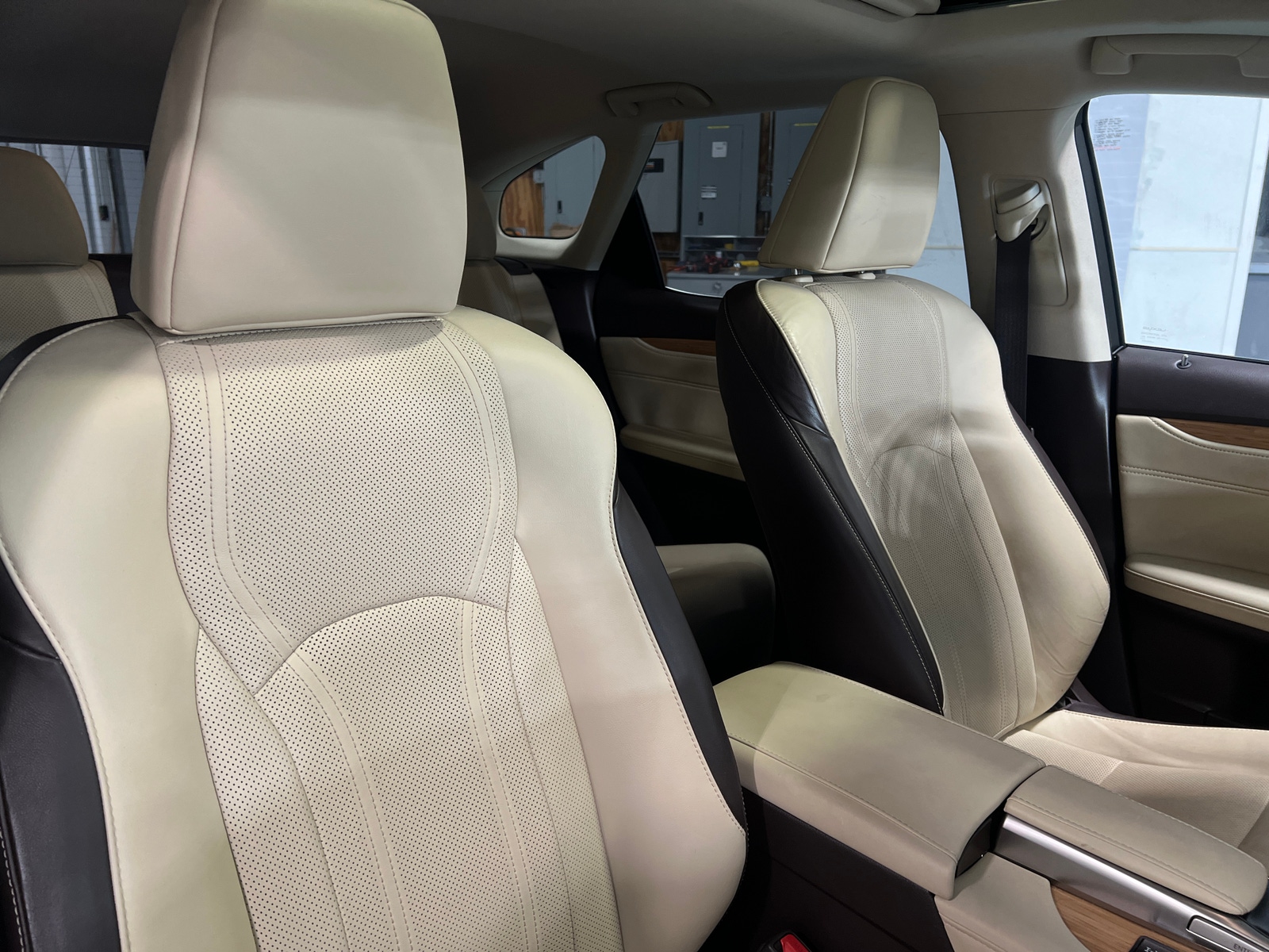 Thumbnail: 2019 Lexus RX - 2