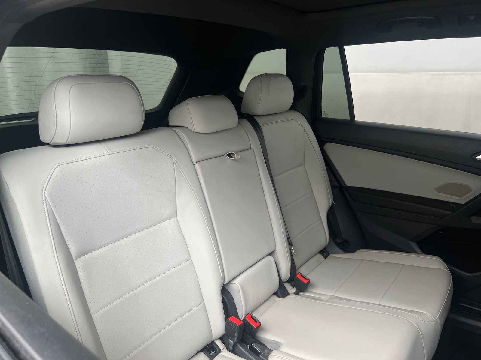 Thumbnail: 2021 Volkswagen Tiguan - 6