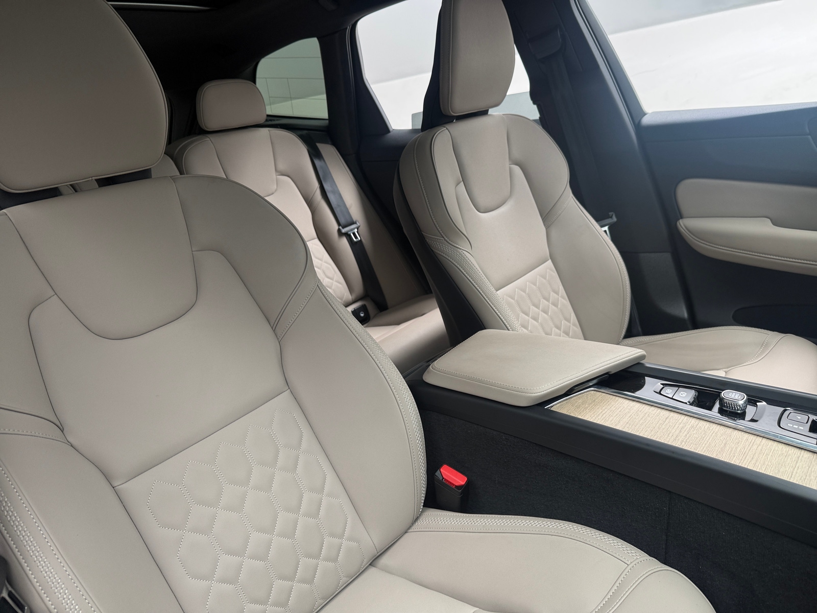 Thumbnail: 2026 Volvo XC60 - 2
