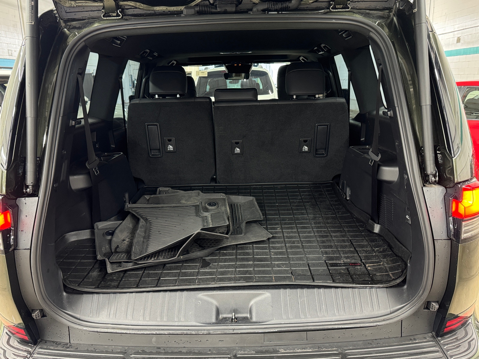 Thumbnail: 2025 Lexus GX - 6