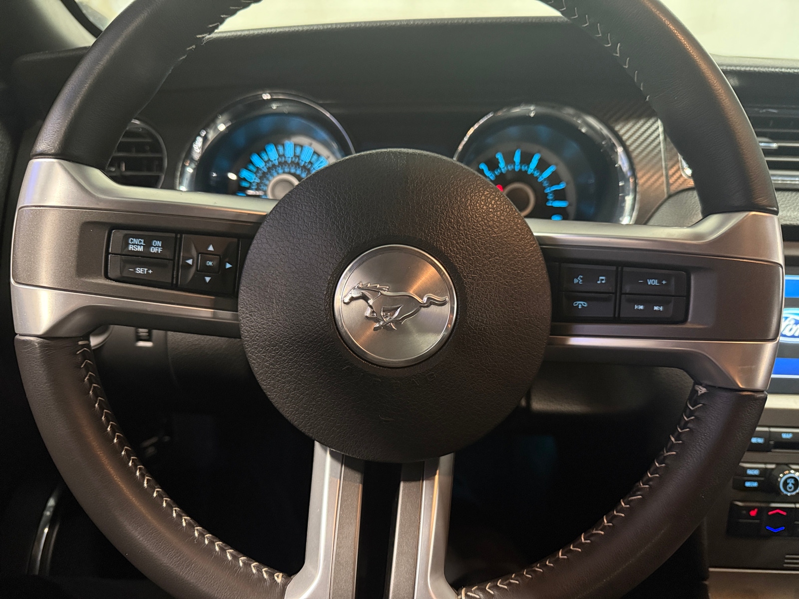 Thumbnail: 2013 Ford Mustang - 4