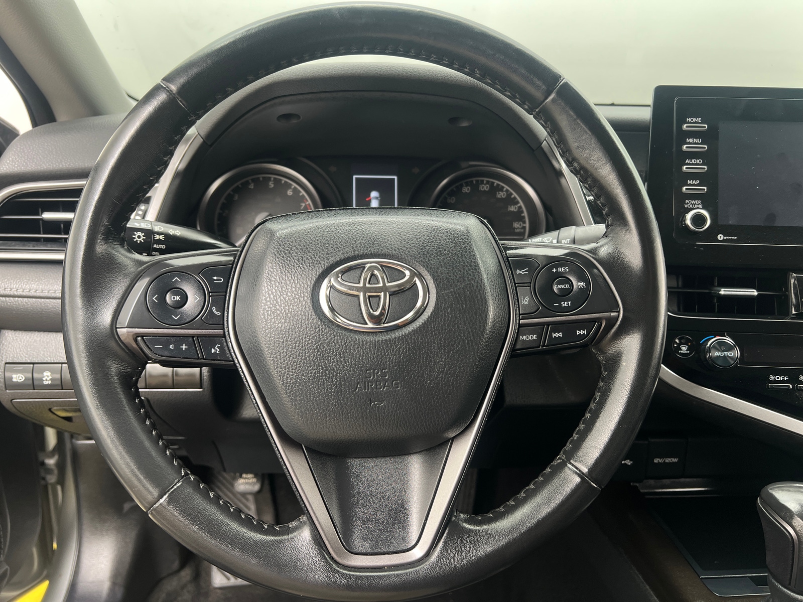 Thumbnail: 2023 Toyota Camry - 4