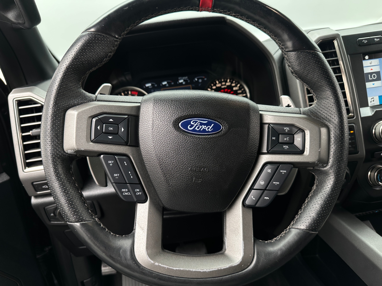 Thumbnail: 2017 Ford Econoline - 4