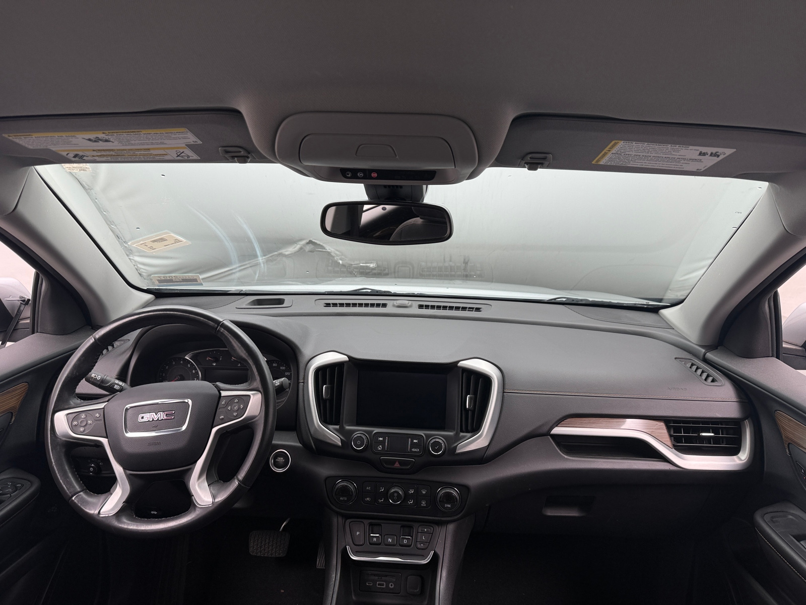 Thumbnail: 2020 GMC Terrain - 3