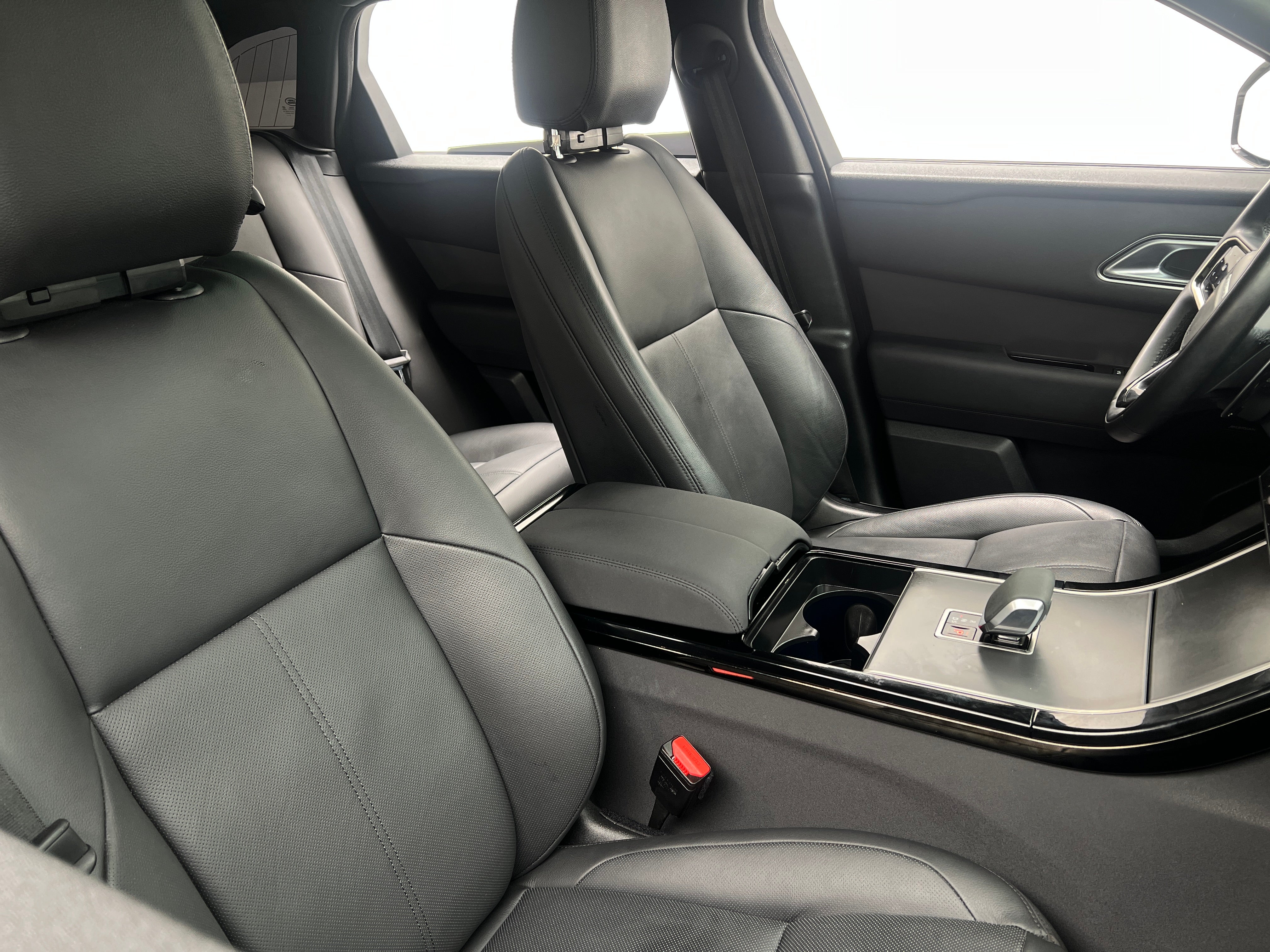 2024 Land Rover Range Rover Velar