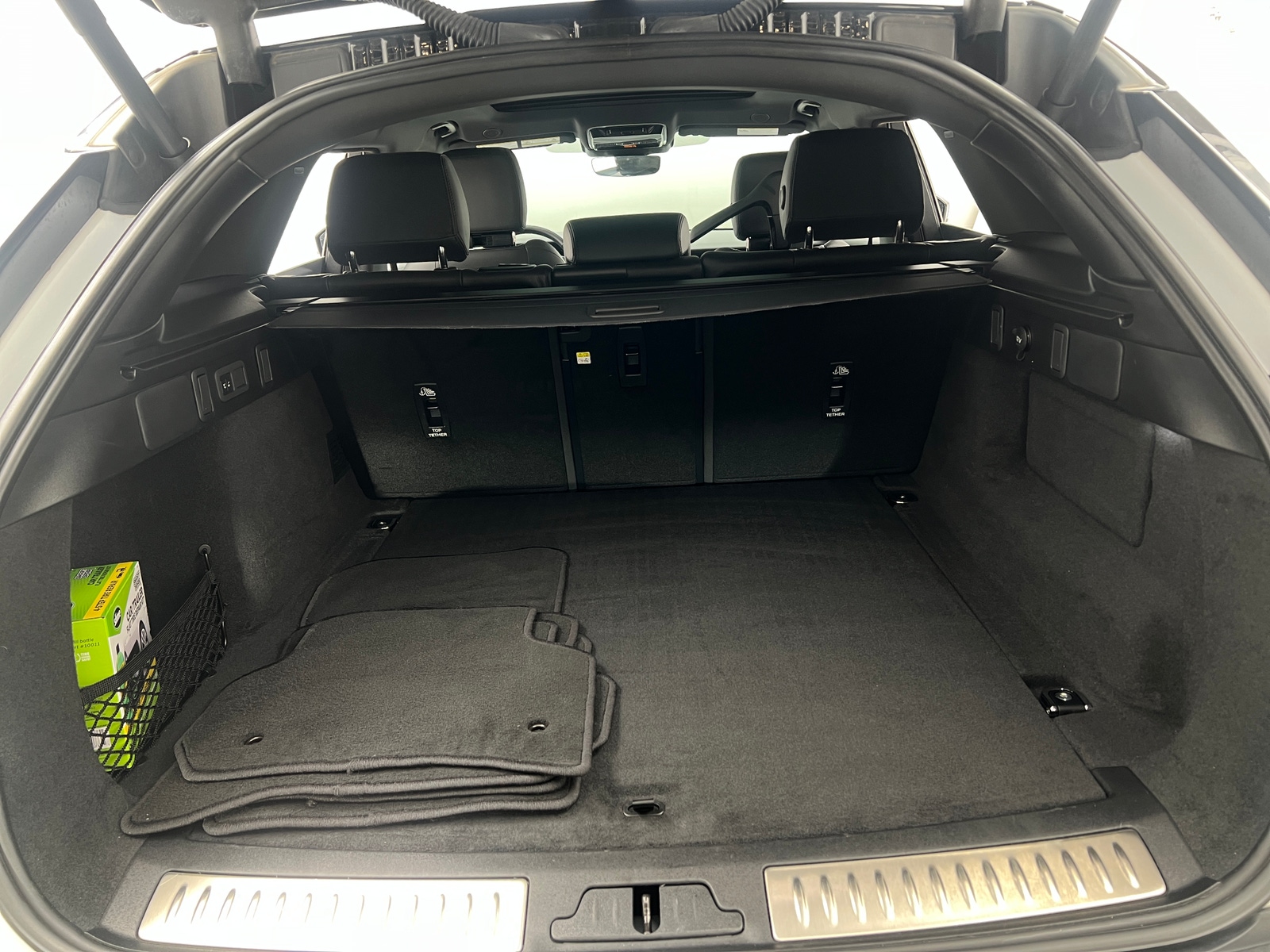 Thumbnail: 2024 Land Rover Range Rover Velar - 7