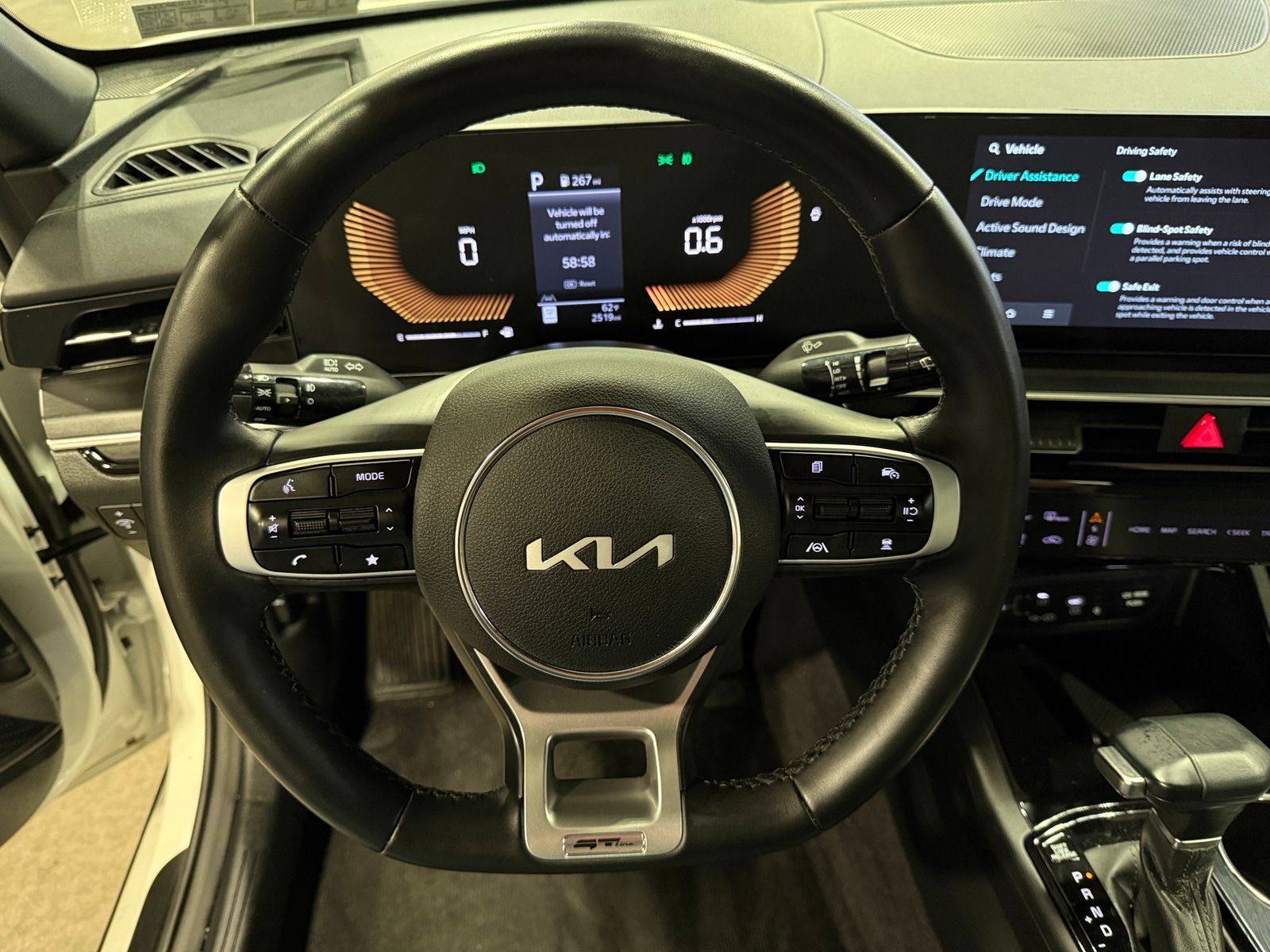 Thumbnail: 2026 Kia K5 - 4