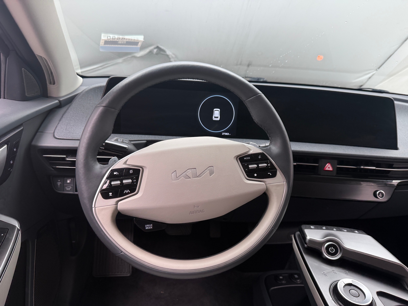 Thumbnail: 2023 Kia EV6 - 4