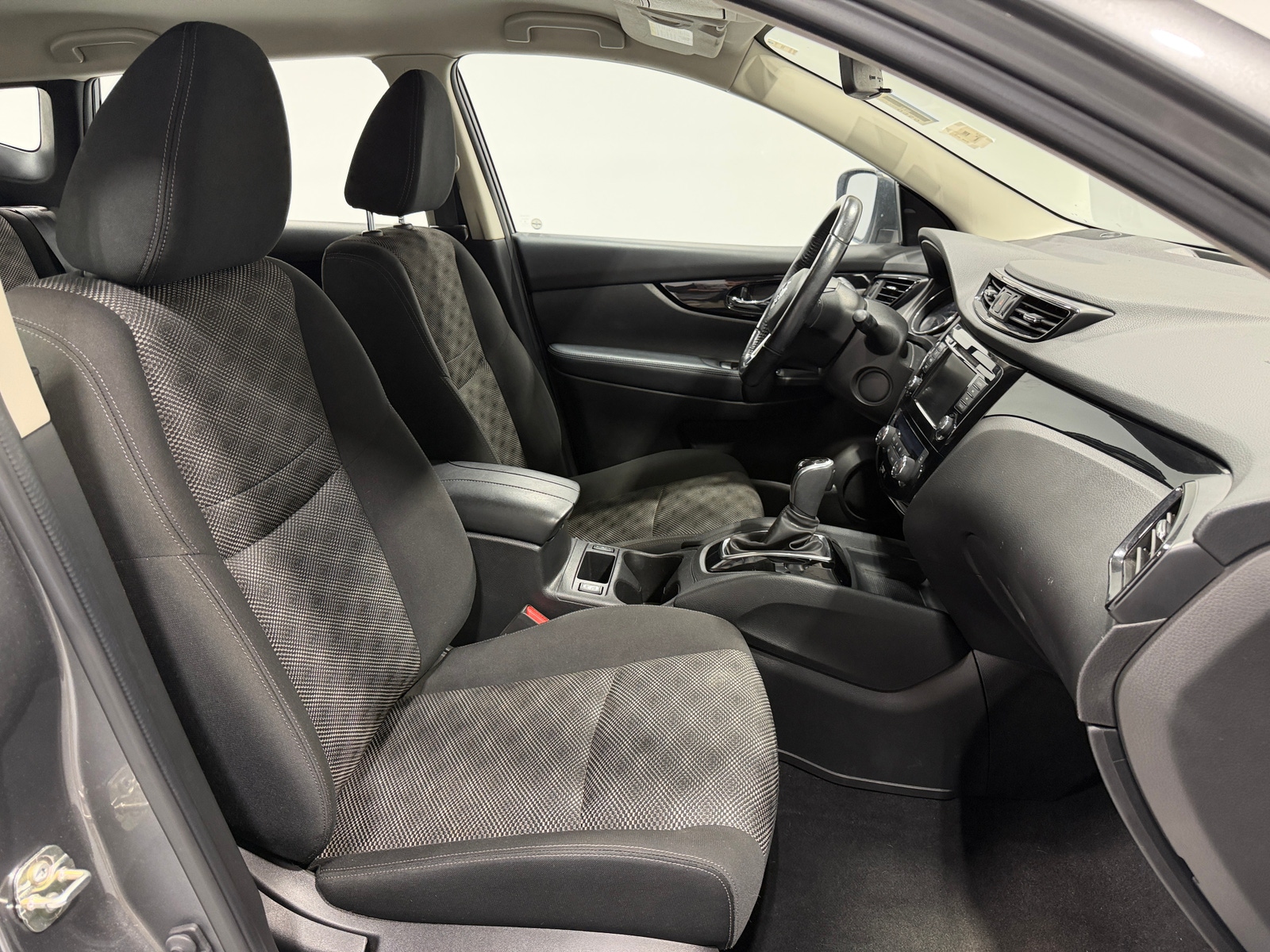 Thumbnail: 2019 Nissan Rogue Sport - 2