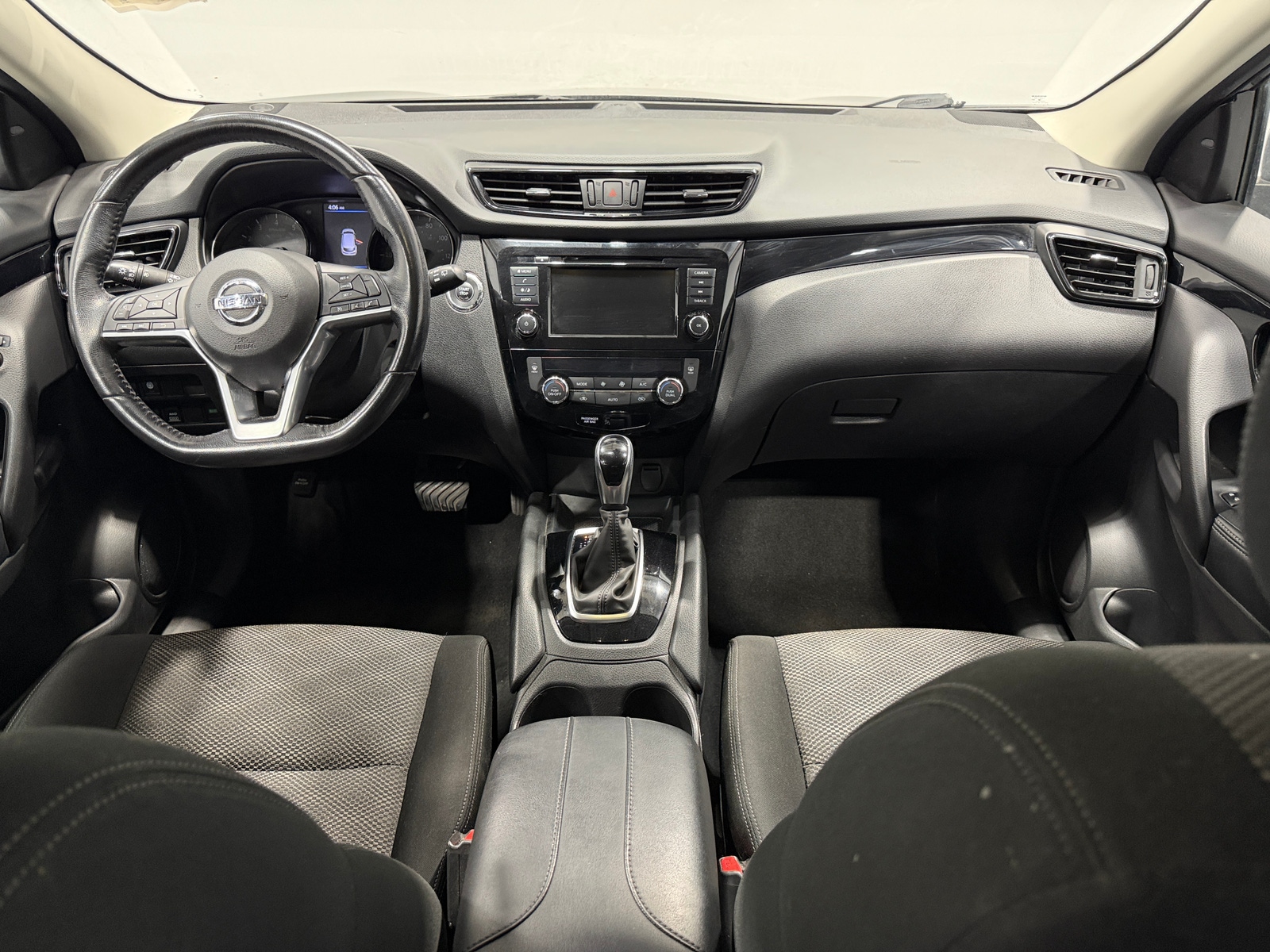 Thumbnail: 2019 Nissan Rogue Sport - 3