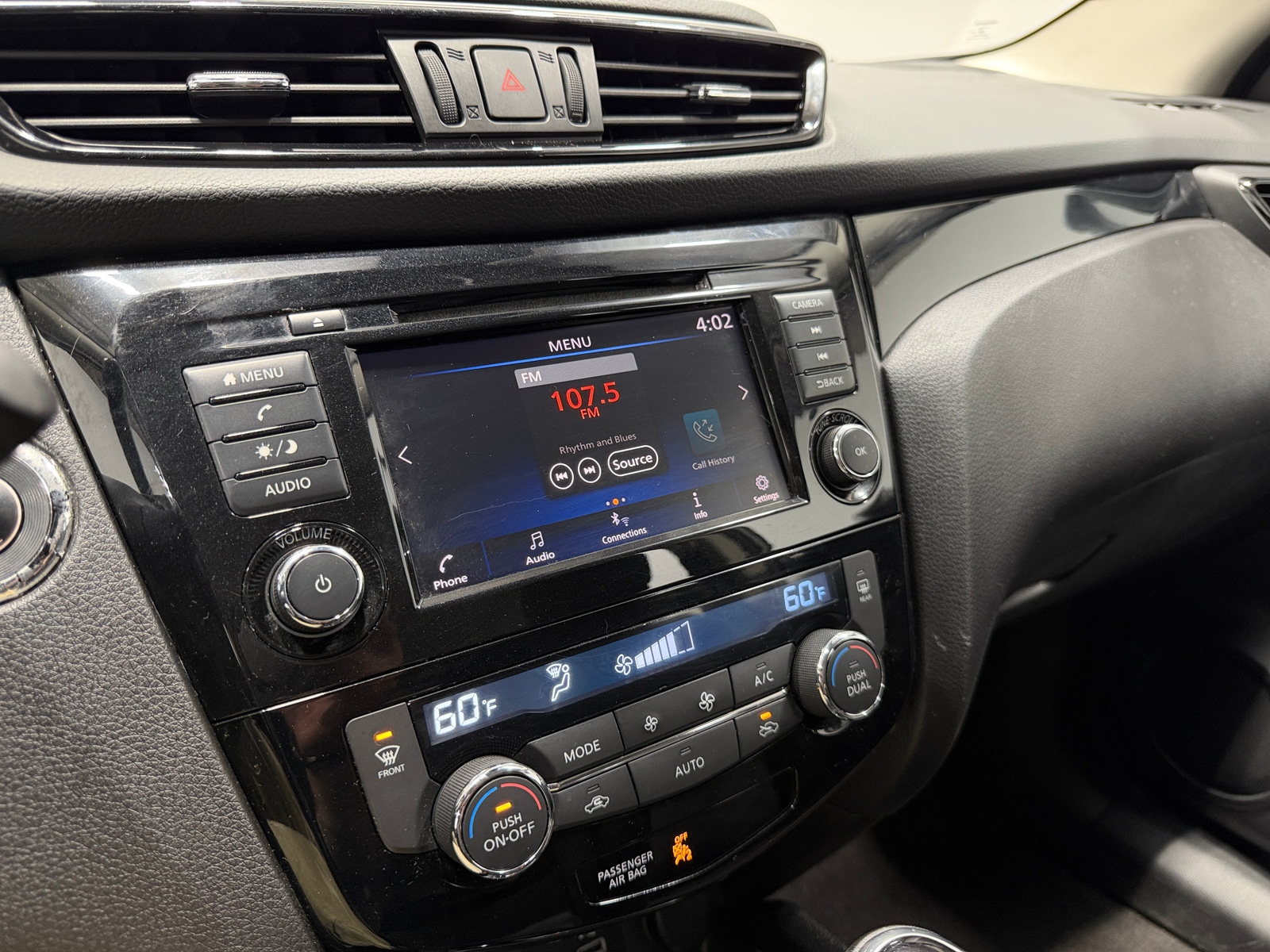 Thumbnail: 2019 Nissan Rogue Sport - 4