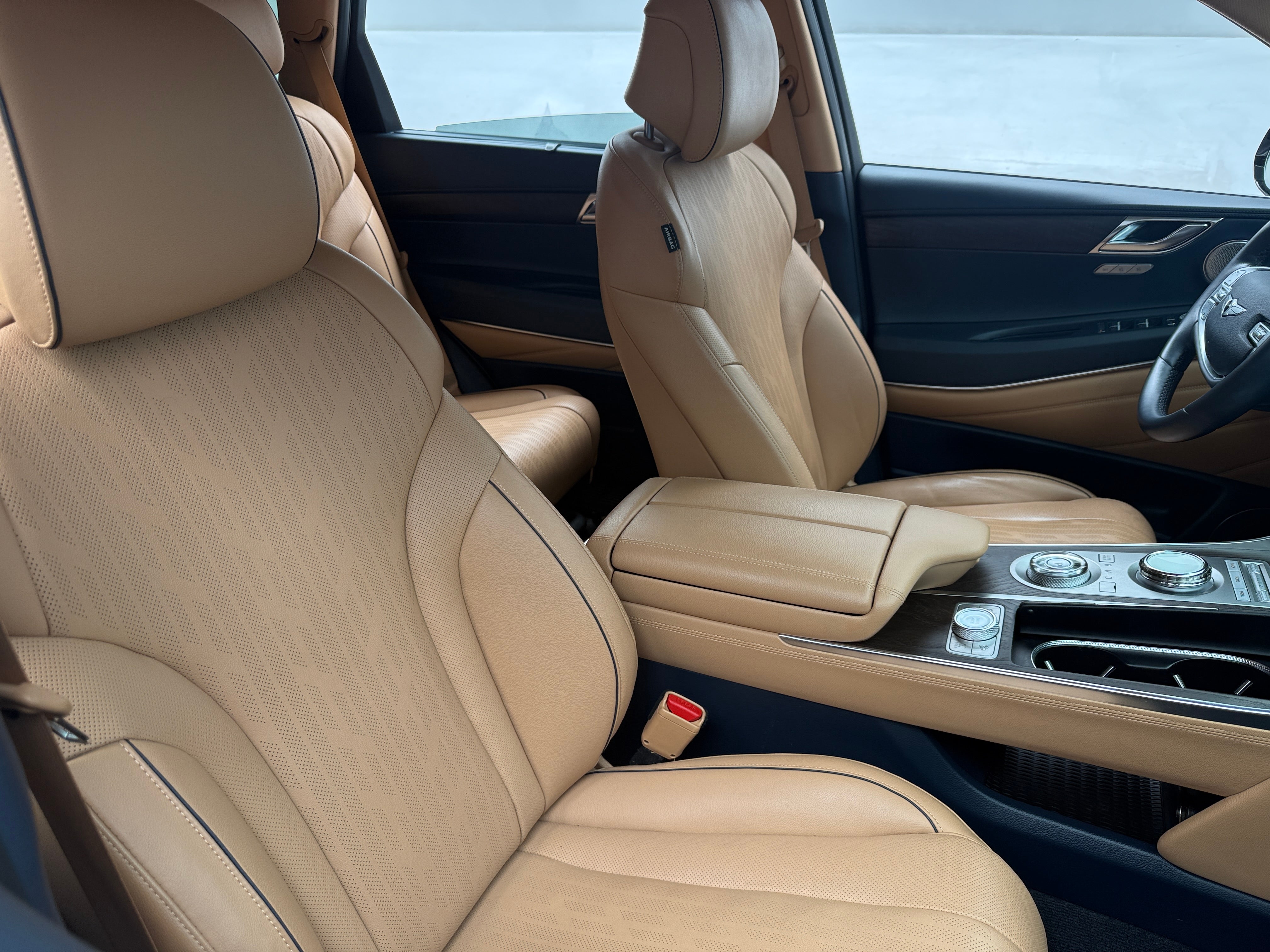 2024 GENESIS GV80 Standard