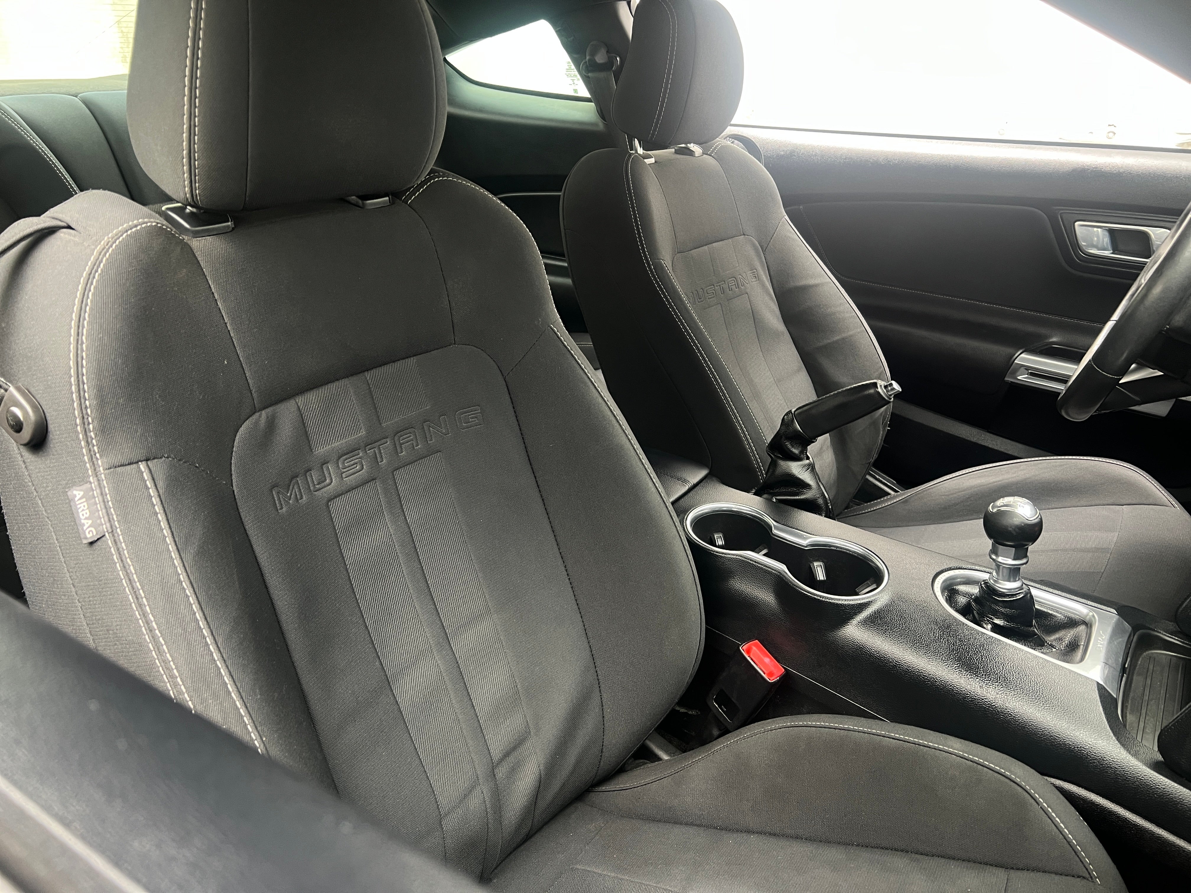 2018 Ford Mustang EcoBoost - Photo 3