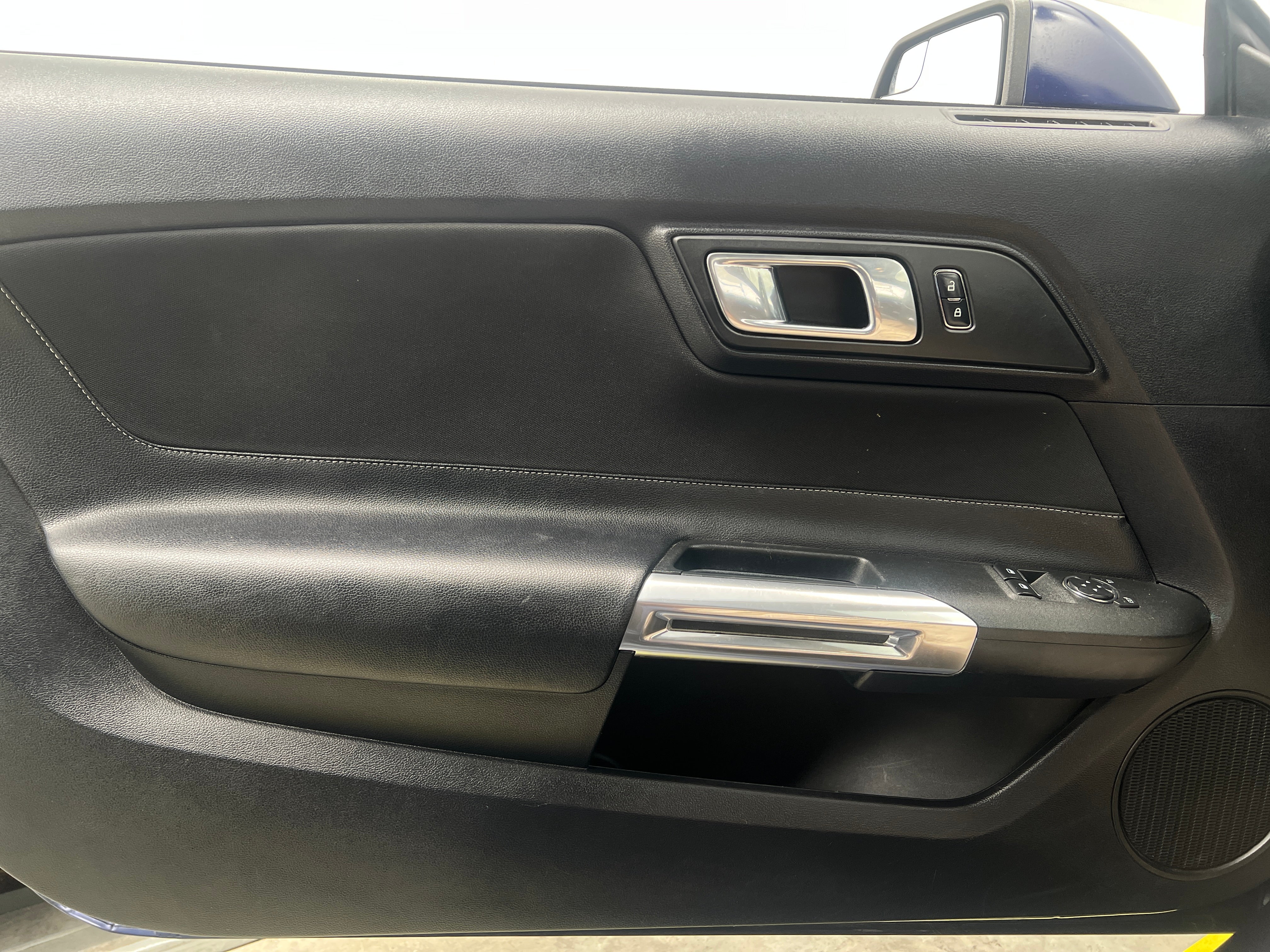 2018 Ford Mustang EcoBoost - Photo 7